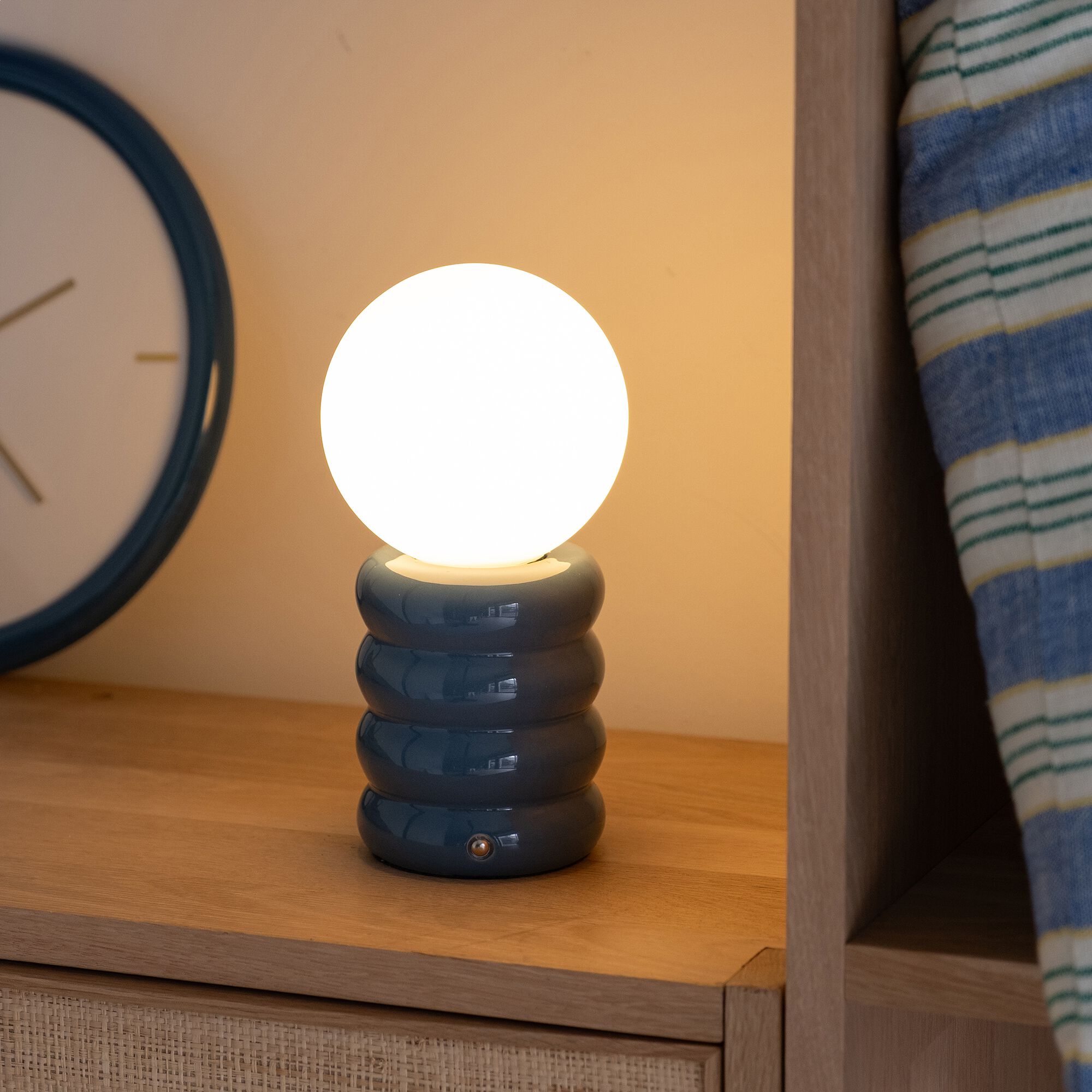 URANIA - Lampe à poser en céramique - bleu