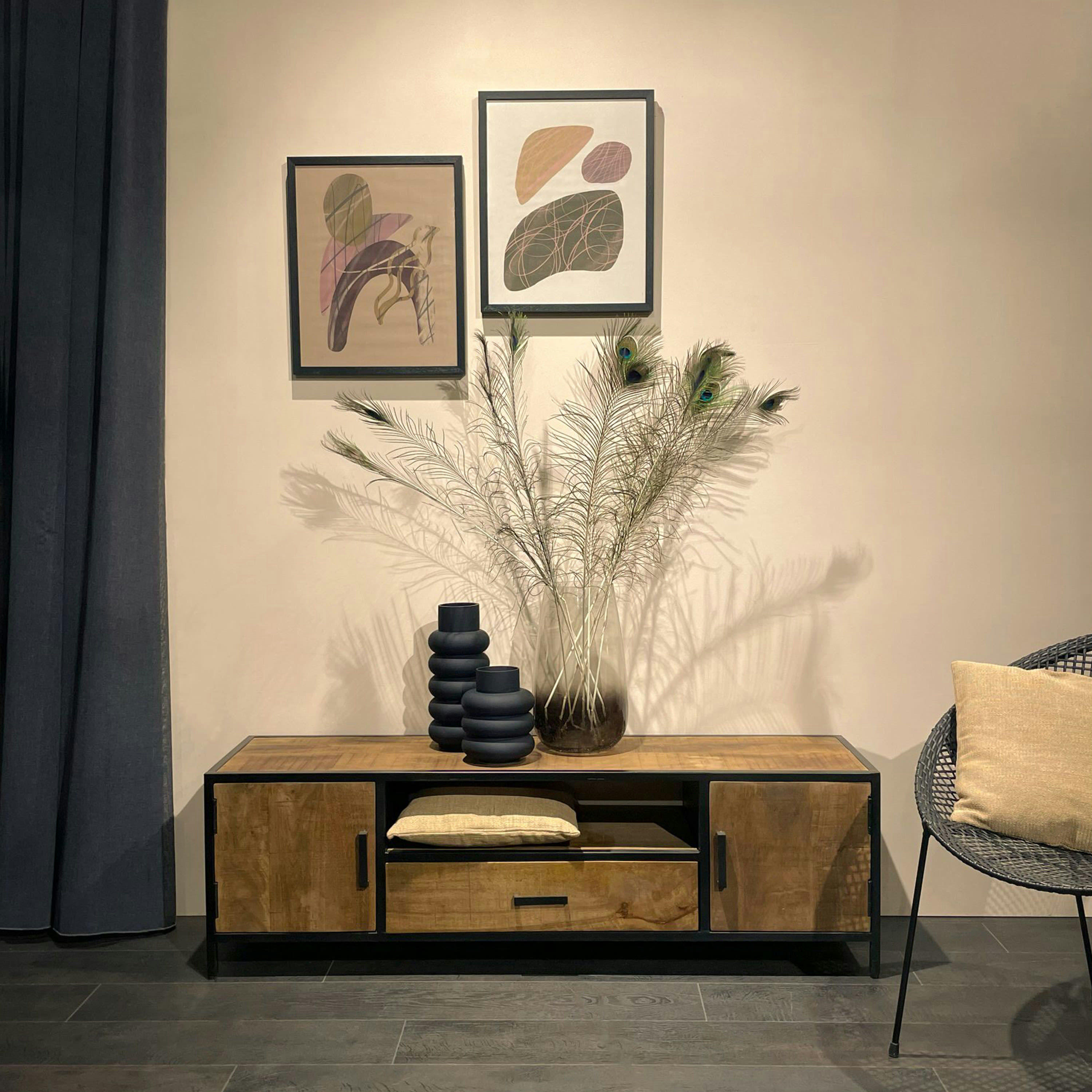 ANGLET - ANGLET-Meuble TV 2 portes 1 tiroir, bois de Manguier massif et métal