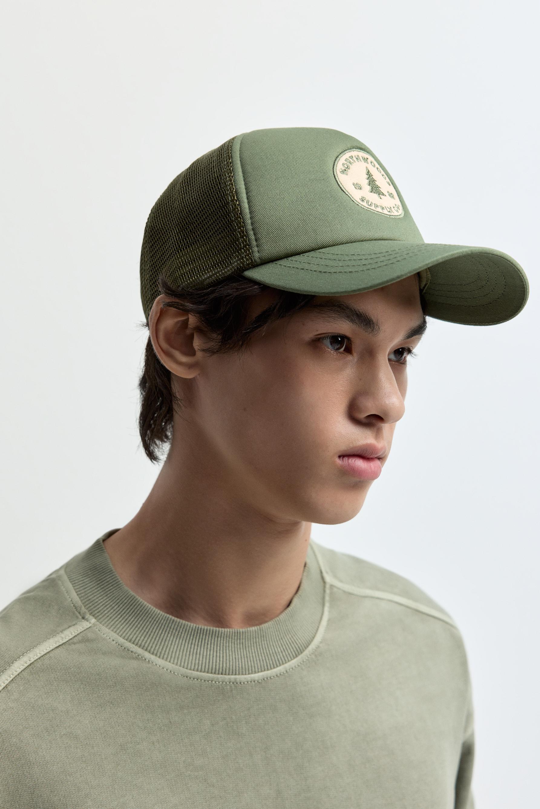 Gorra parche rejilla
