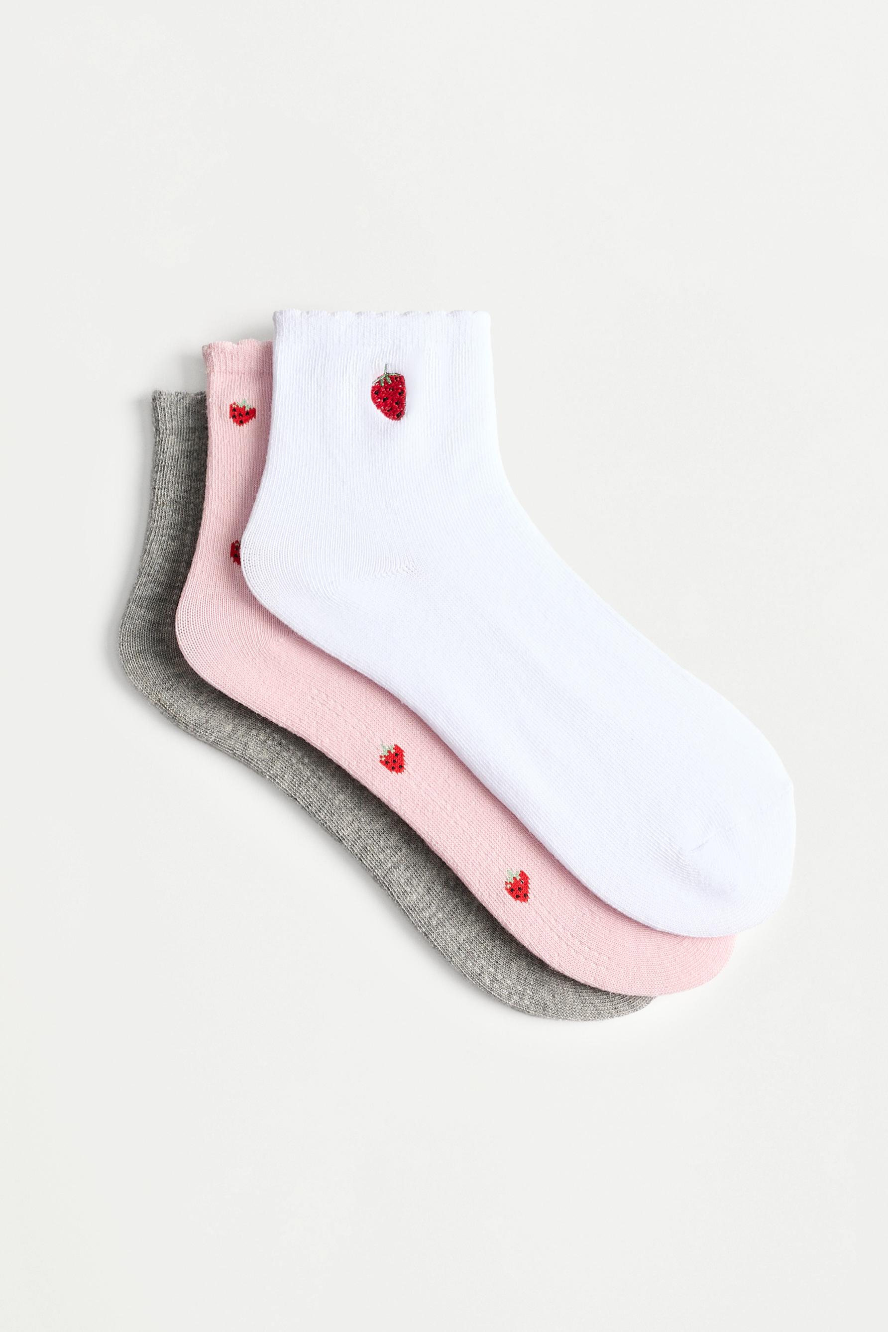 Calcetines cortos fantasía fresas (Pack 3)