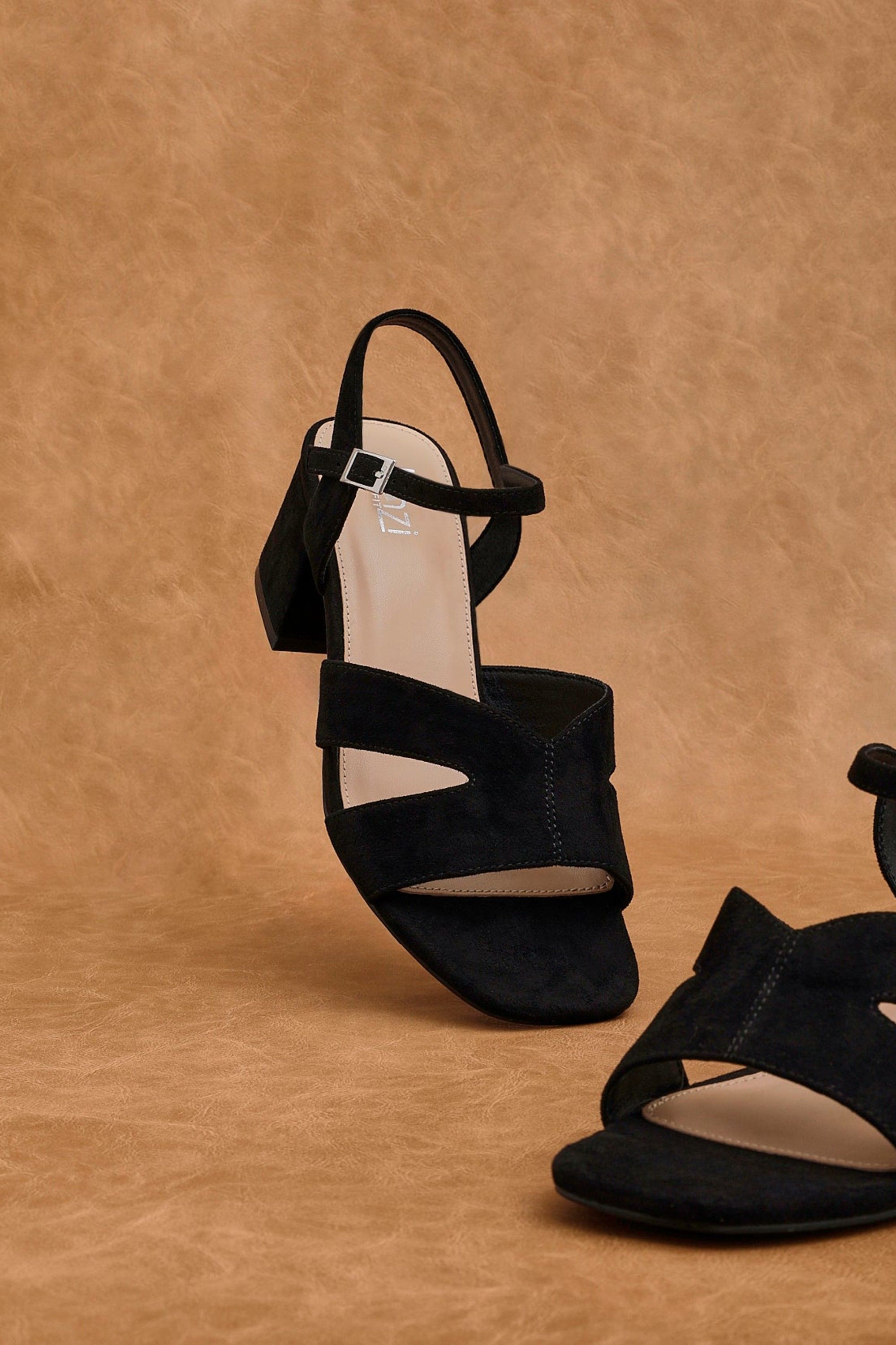 Linzi Empire Wide Fit Black Faux Suede Link Detail Block Heels
