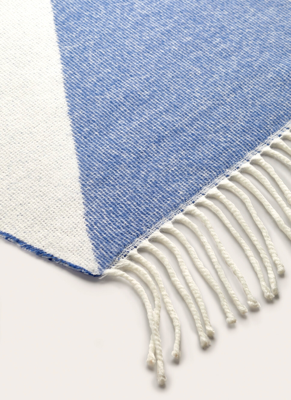 PLAID à FRANGES TISSÉ TEINT MOTIF GÉOMÉTRIQUE BLEU