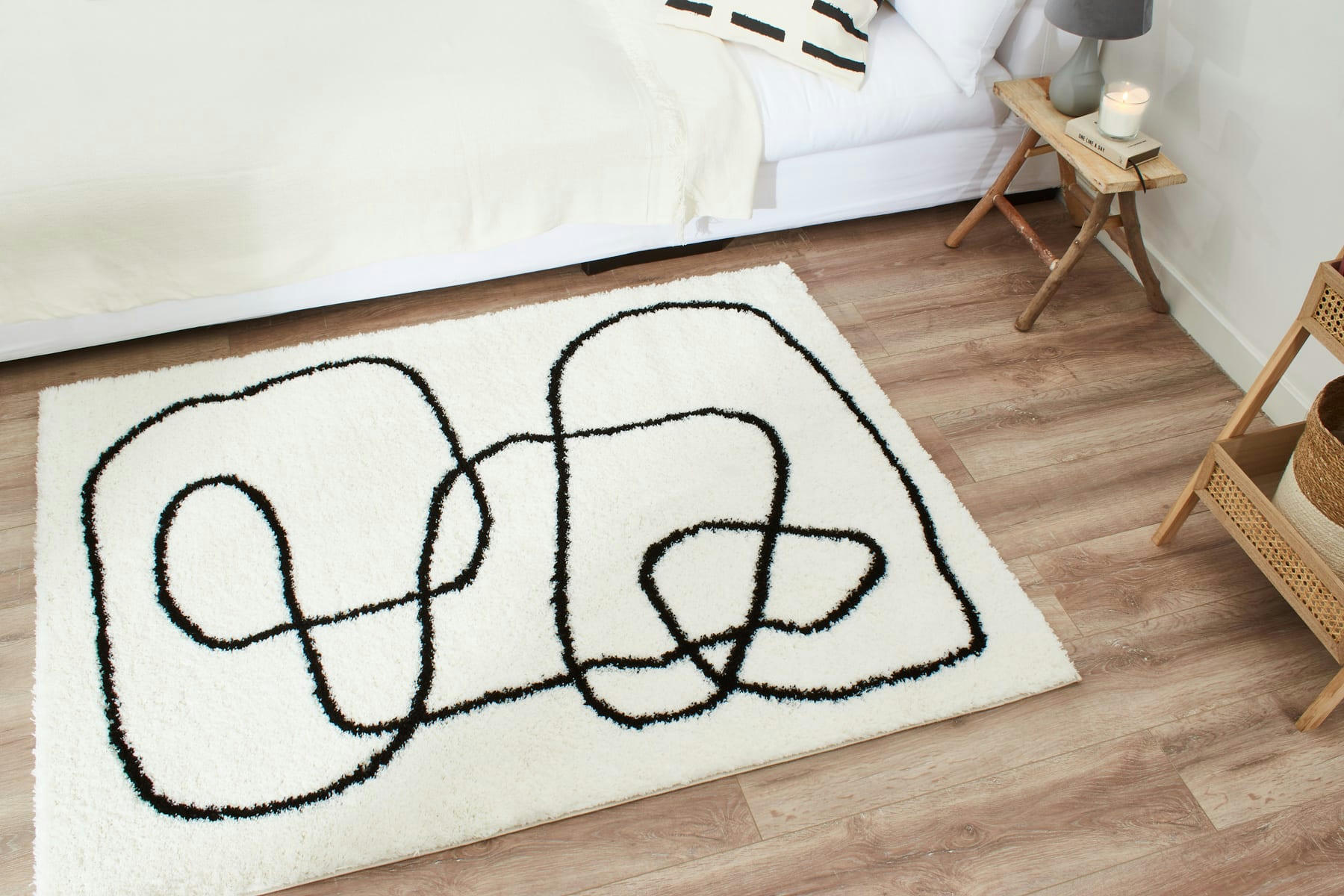 LASSO - Tapis salon shaggy de style abstrait noir et blanc - 120x160 cm
