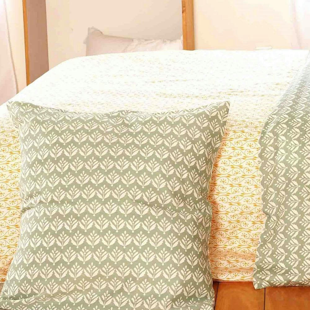 - Parure de lit 2 places satin de coton bio à motifs 220x240 cm