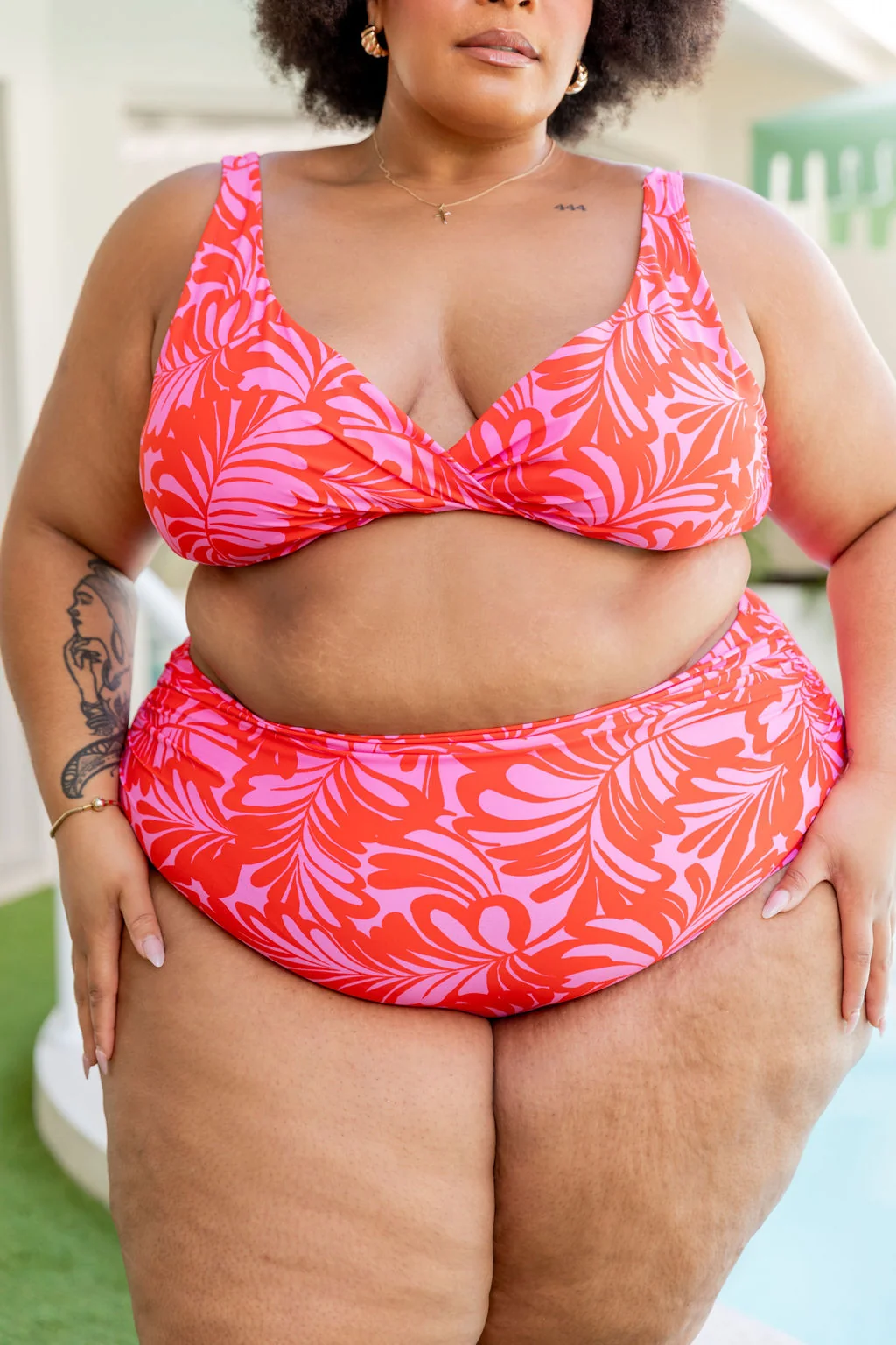 Burleigh Bikini Top in Pink Jungle