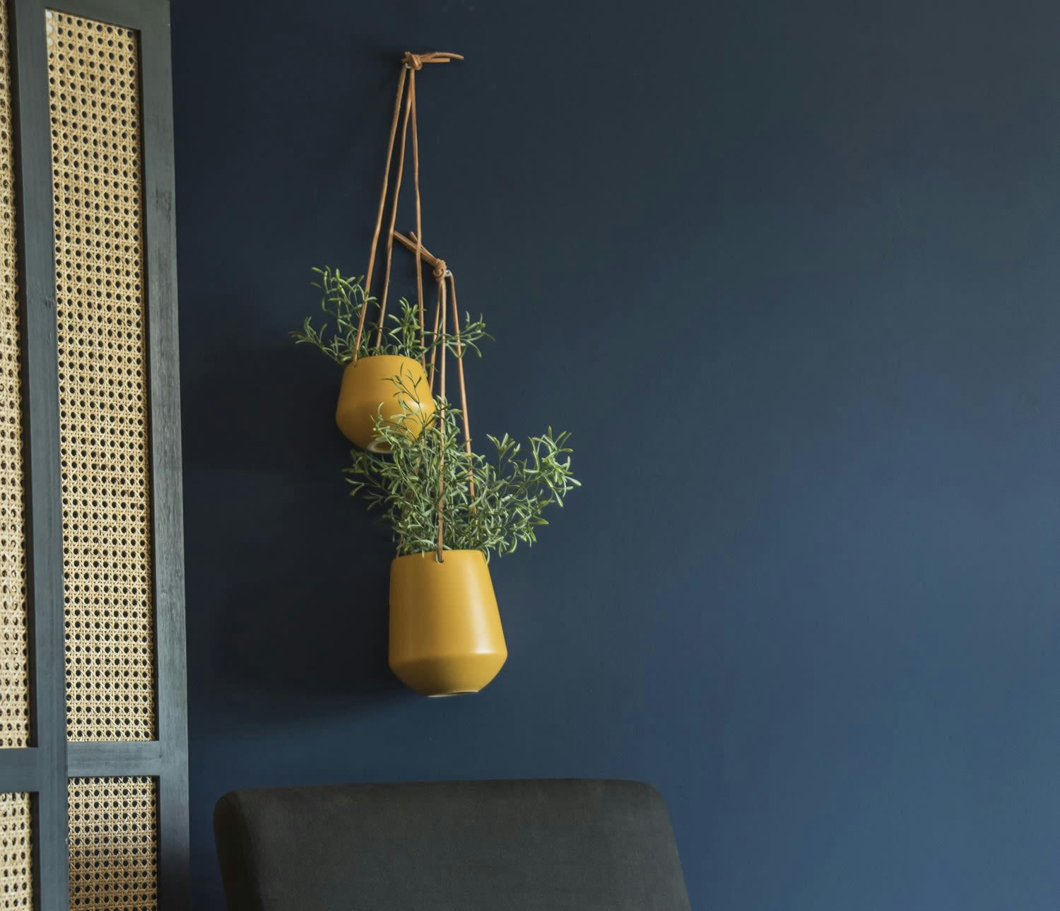 HANGING POT SKITTLE - Support à plantes en céramique skittle medium jaune