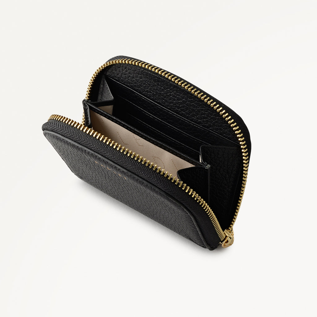 Dukes Place - Medium Zip Around Purse