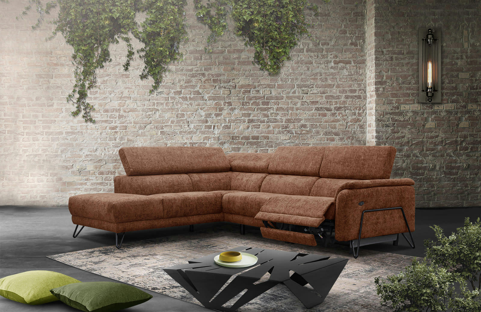 RODEN - Canapé d'angle gauche 5places avec relax électrique tissu rouge brique