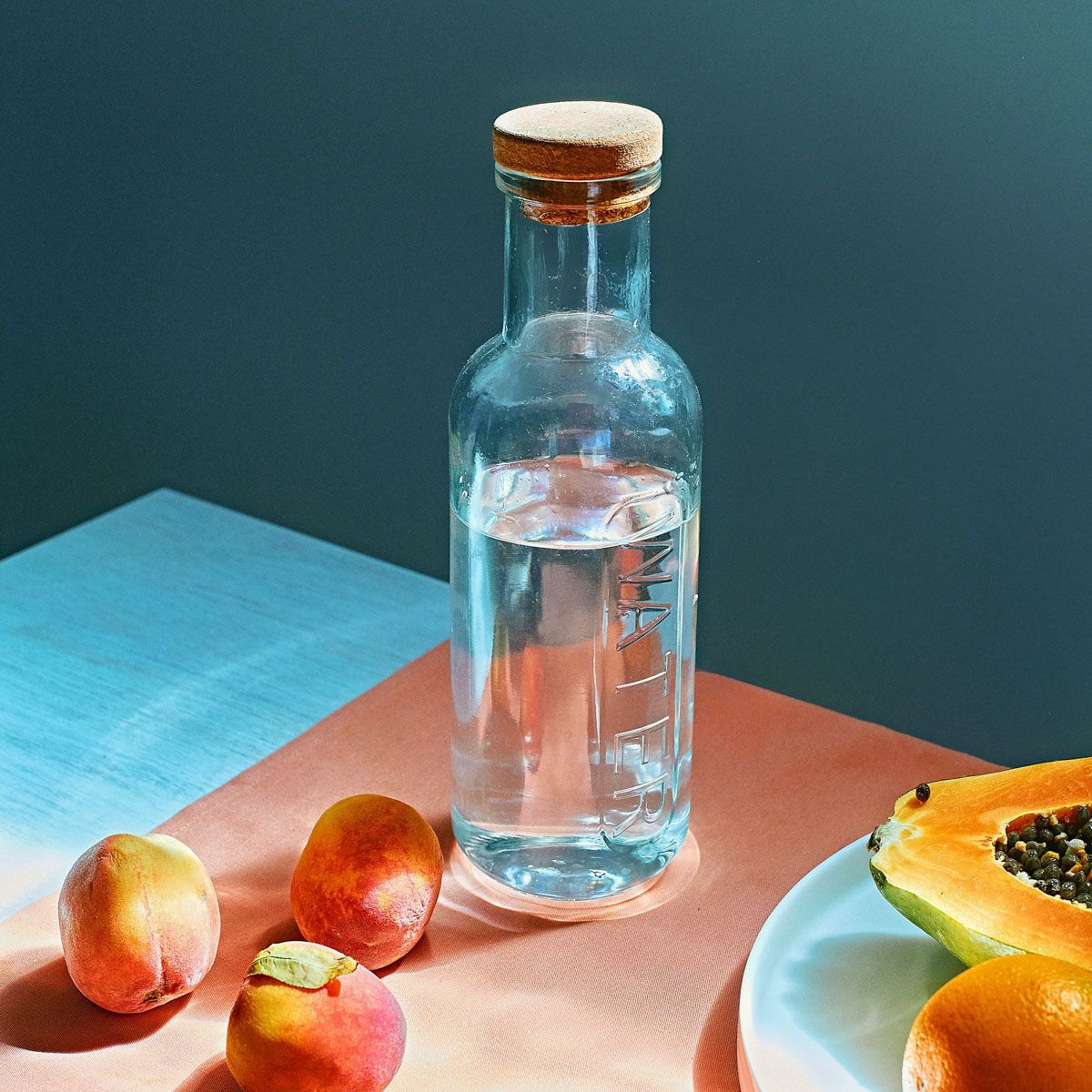 Karafka NATIA z napisem, transparentna 1 l