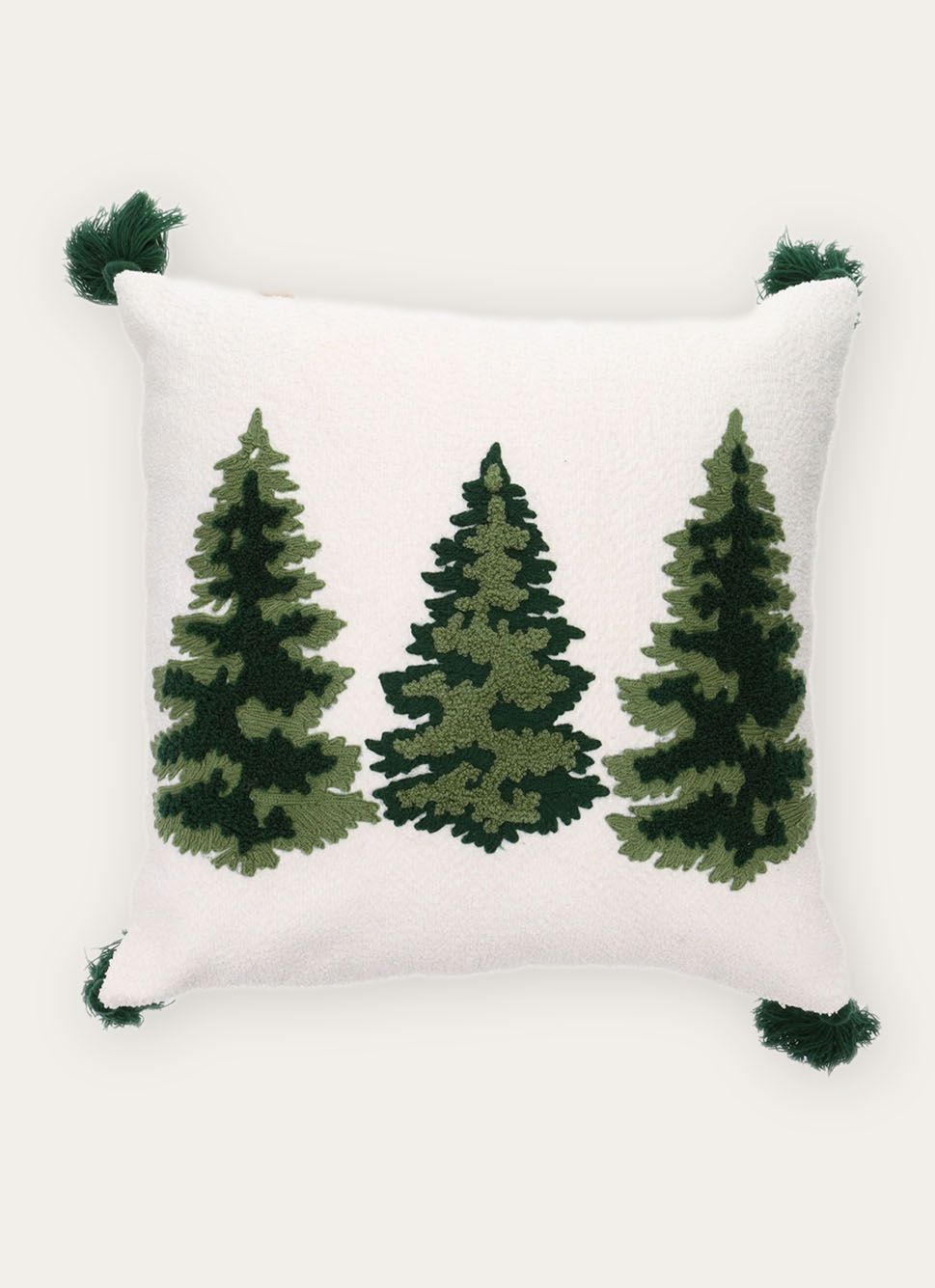 COUSSIN BRODÉ MOTIFS SAPINS AVEC POMPONS MULTICOLORE