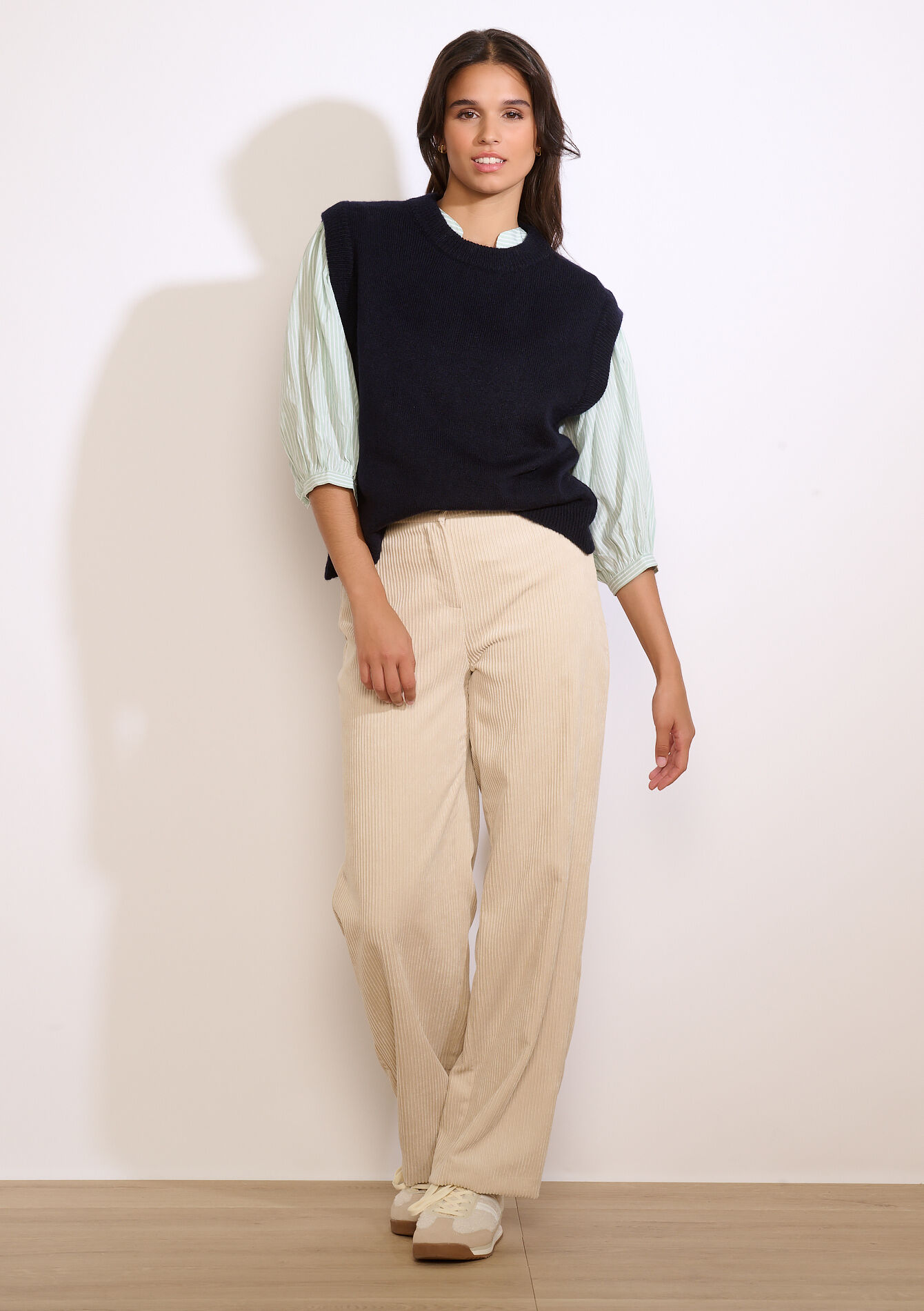 Mouwloze gebreide trui