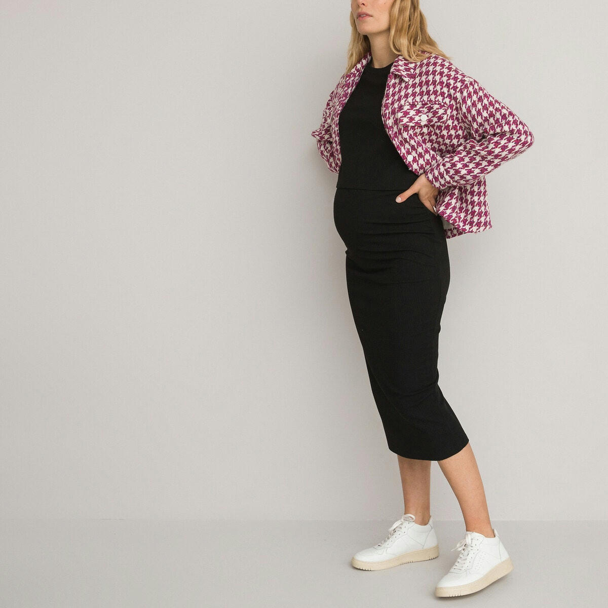 T-shirt crop de grossesse col rond manches courte