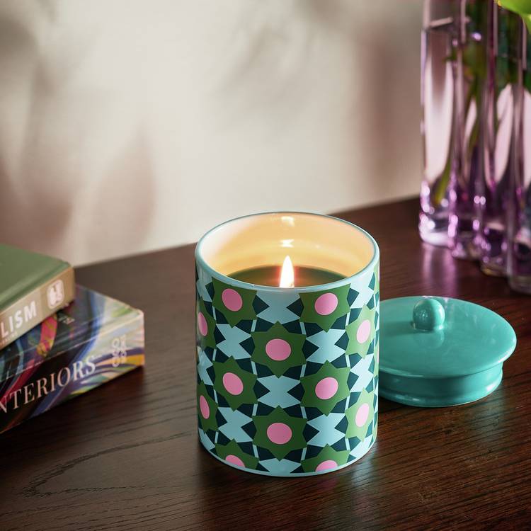 Habitat Candle with Lid - Juniper & Gin