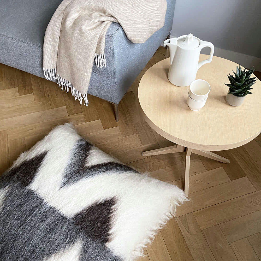 WOOL HANDWOVEN - Coussin de sol 100% laine zigzag 90x90