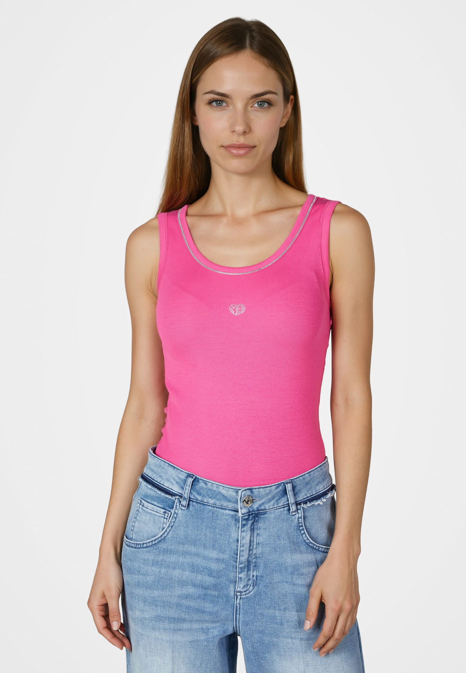 Rippshirt mit Herz Hotfix