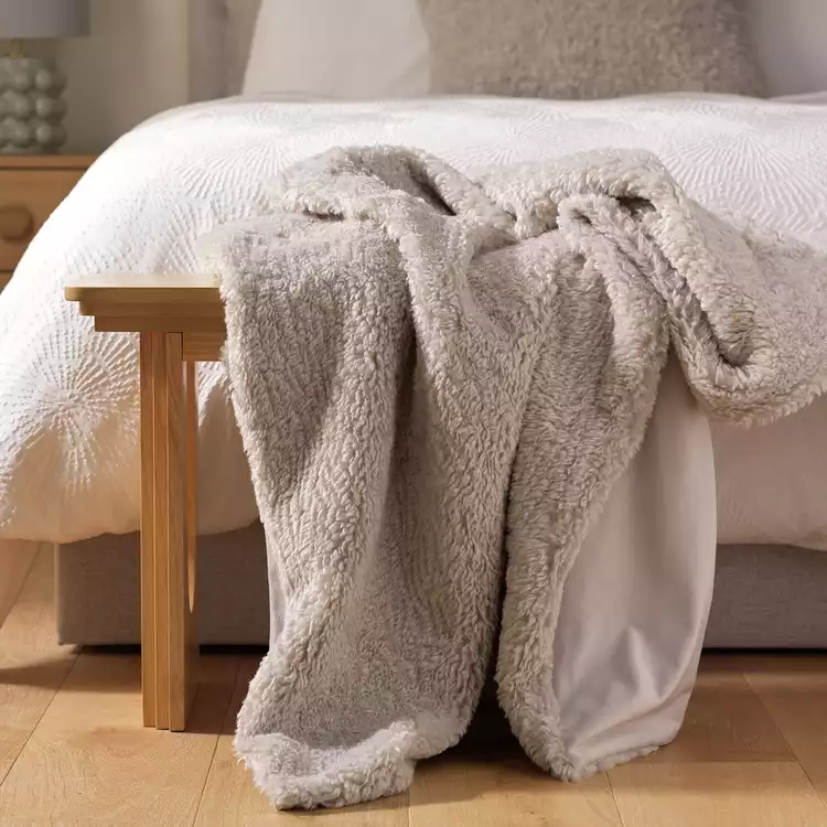 Habitat Shearling Throw - Grey - 125x150cm