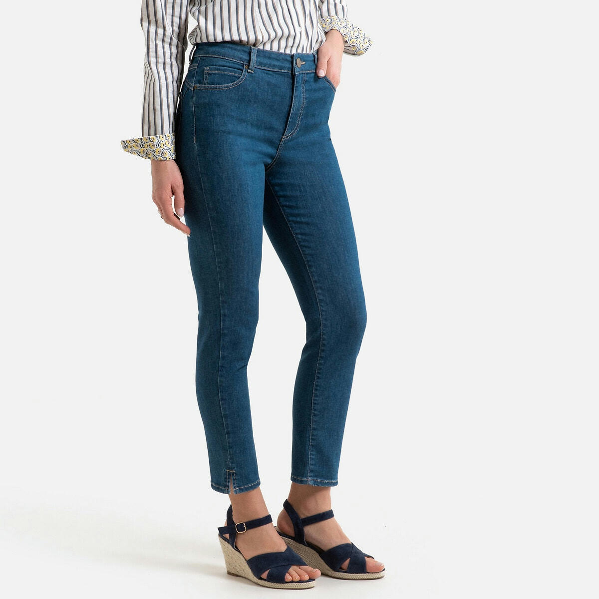 Jean 7/8ème, effet push-up, denim stretch