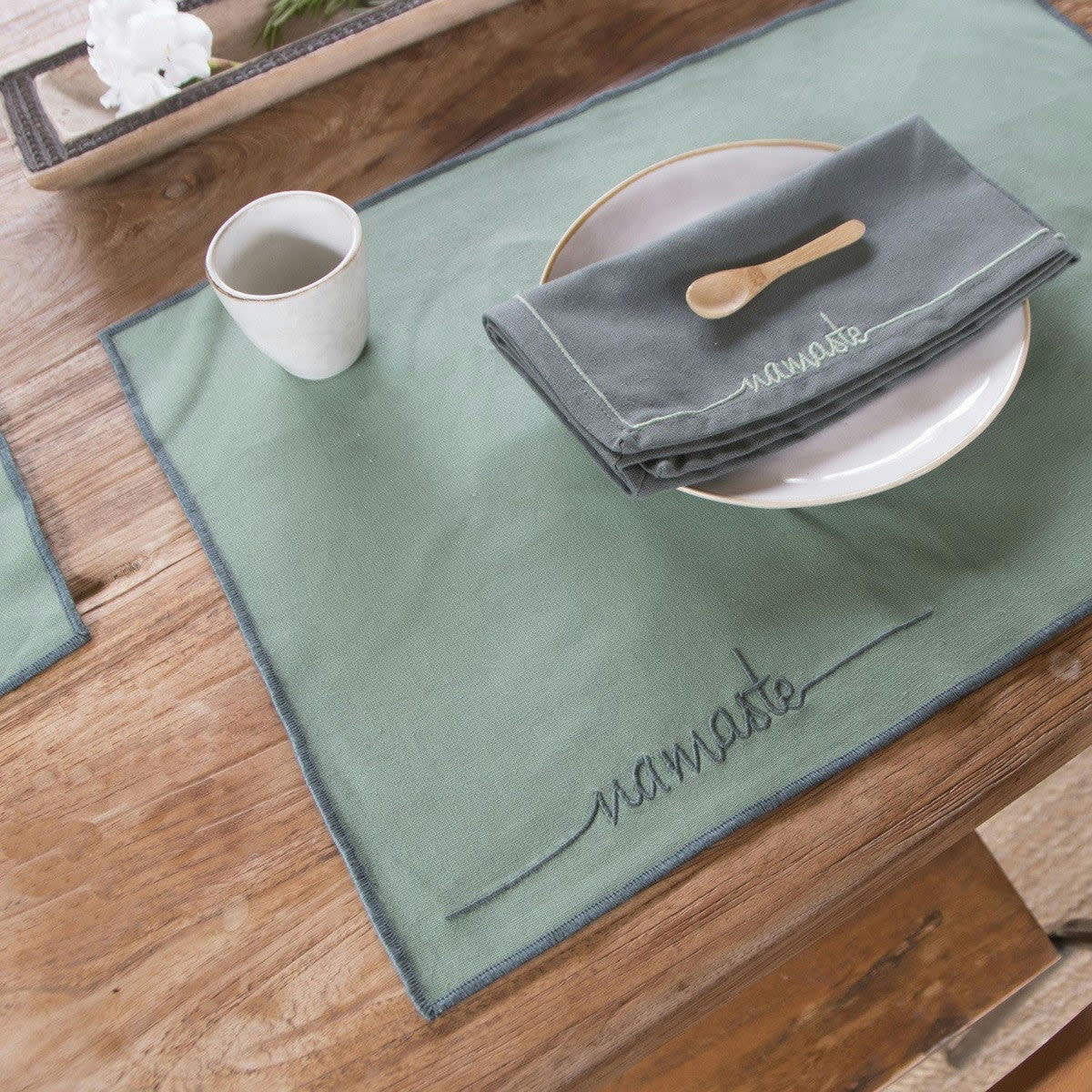 NAMASTE - Sets de table (x4) coton  35x50 vert lichen