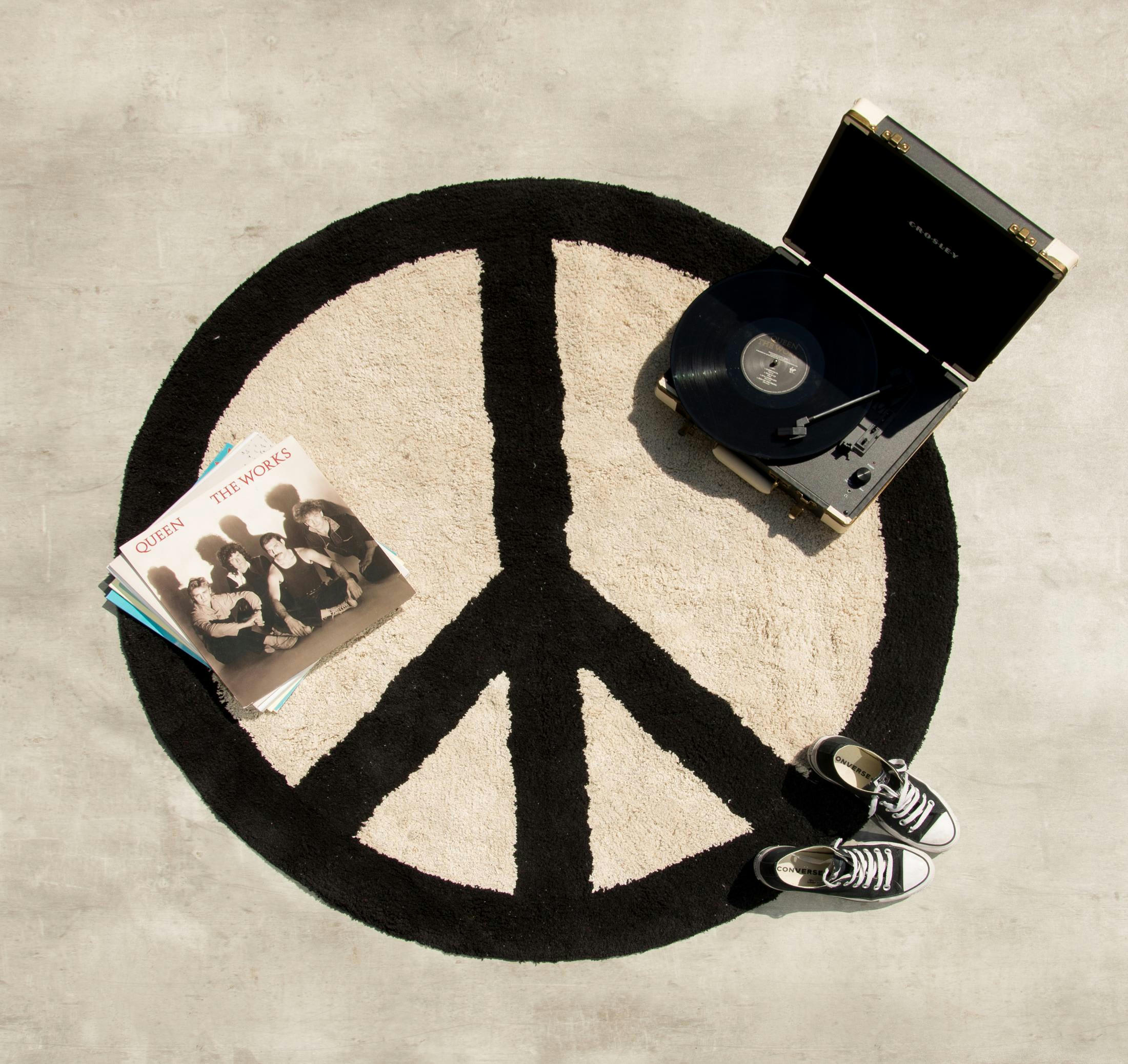 MAKE LOVE - Tapis en coton symbole paix 140