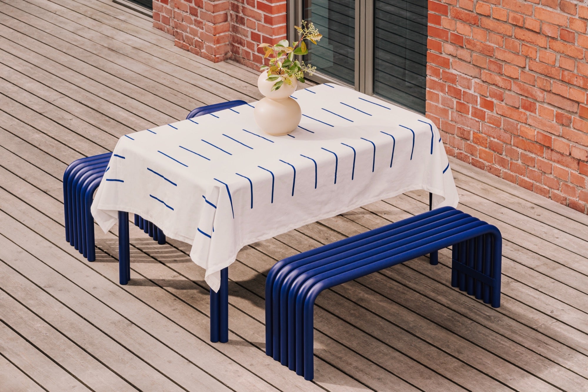 noo.ma MARR Tafelkleed - 140x200 cm - Blueberry Pie