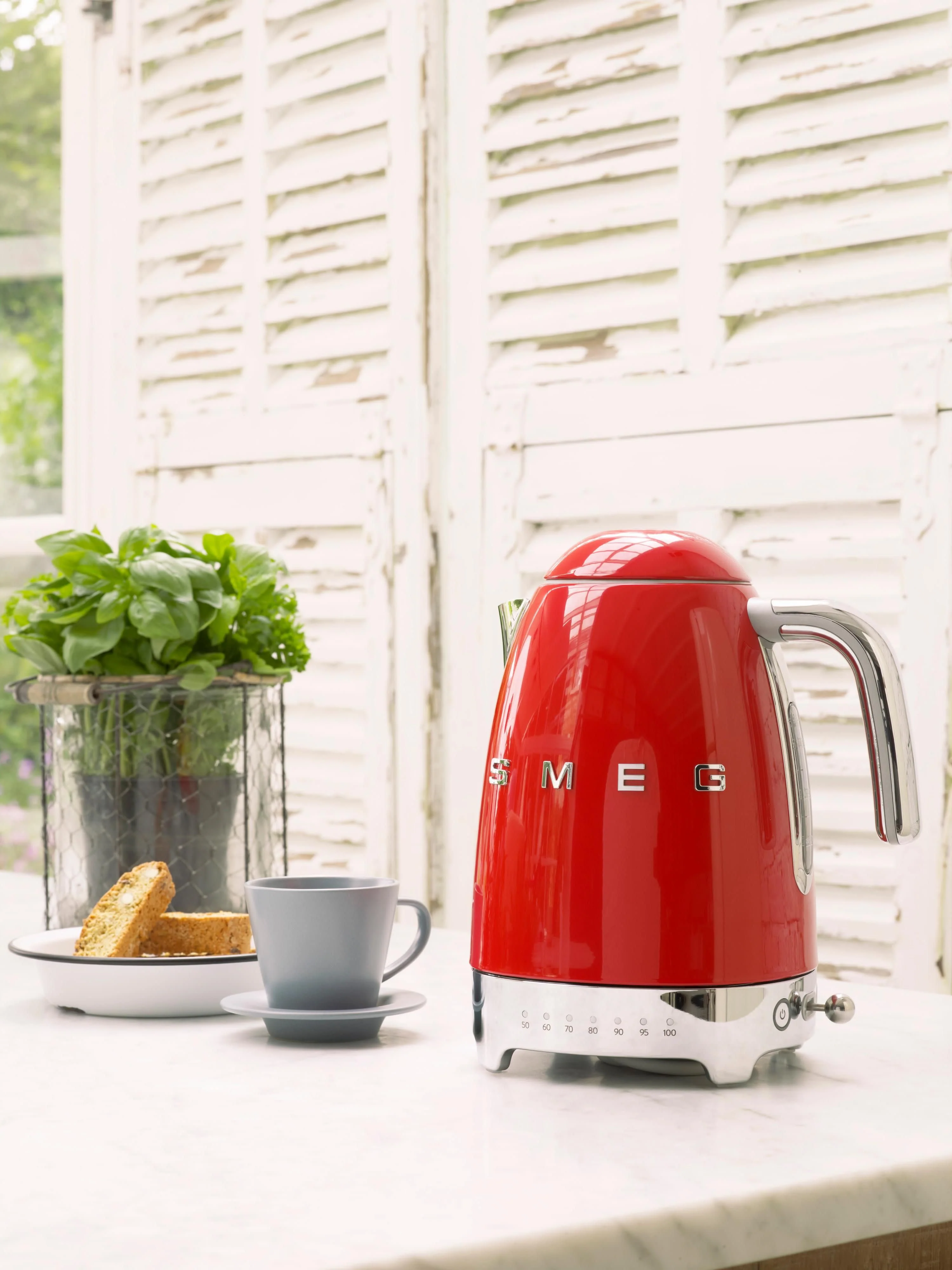 Wasserkocher 50’s Style mit Temperatureinstellung, 1.7 L