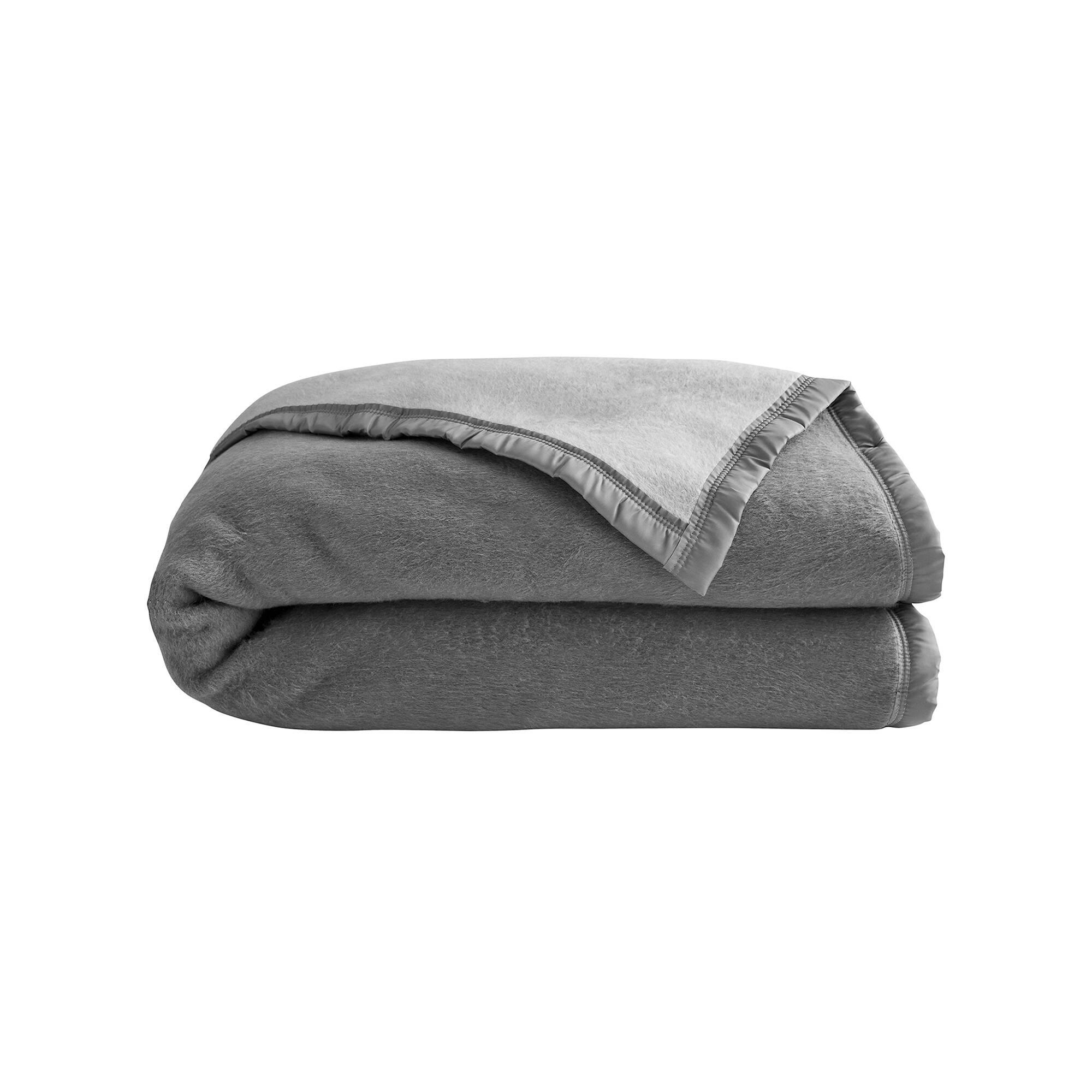 Couverture bicolore Courtelle&reg; 420 g/m²