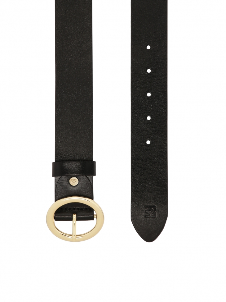 Classic black belt with round buckle