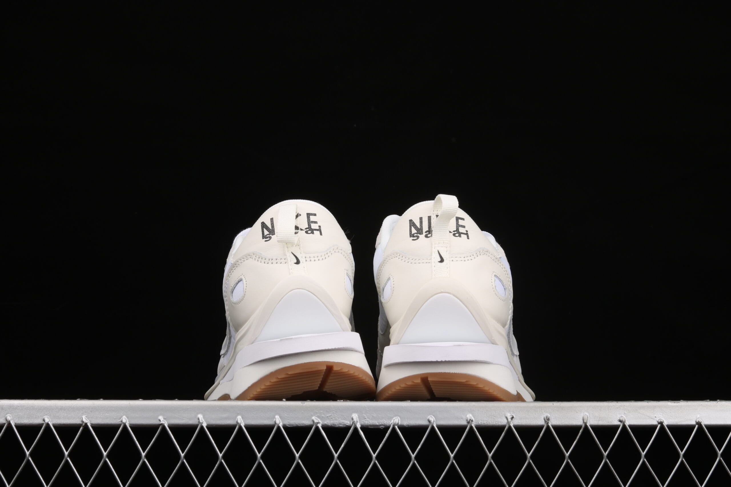 Nike Vaporwaffle, Sacai Sail Gum