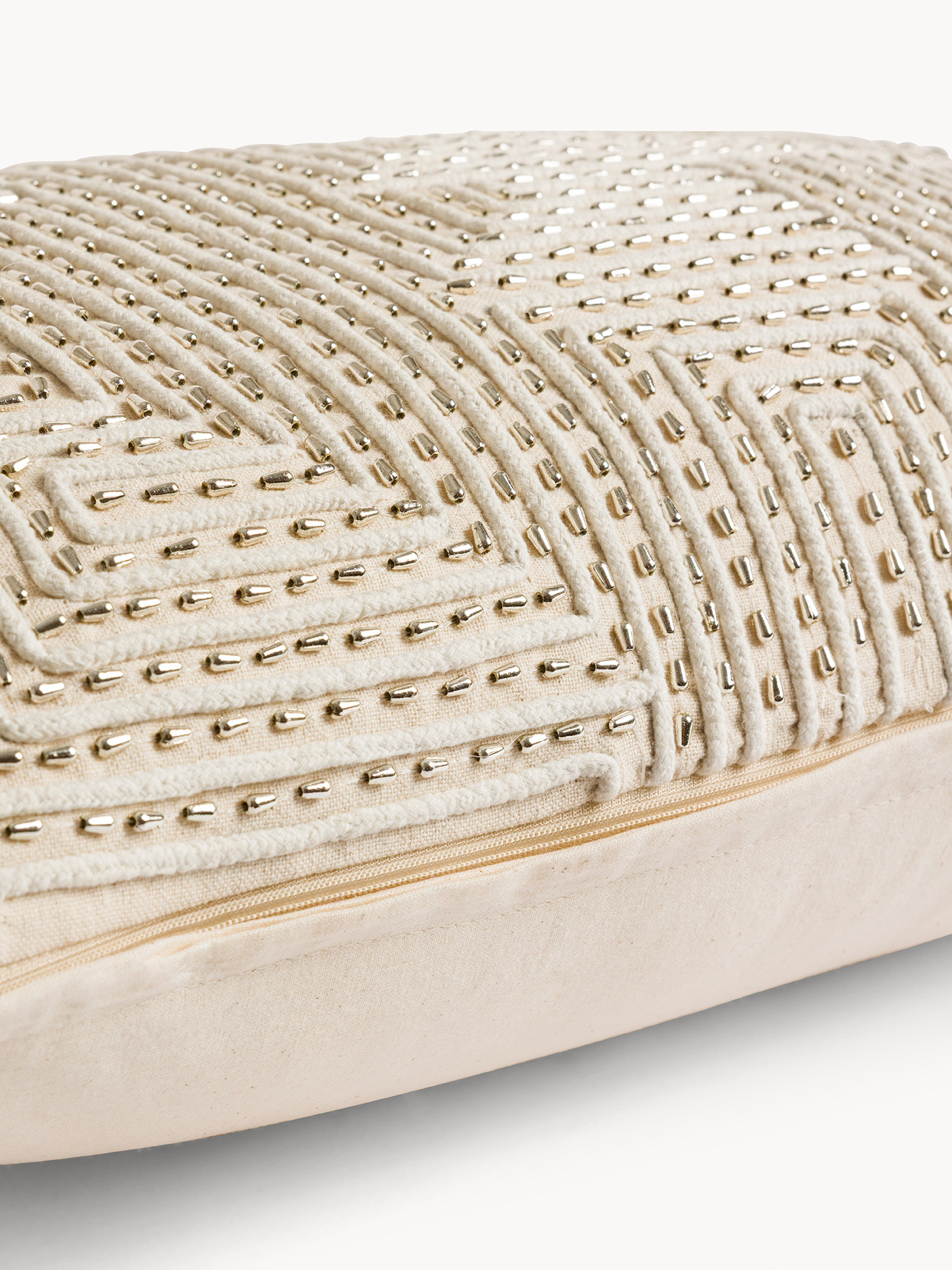 Cuscino 35x65 cm in cotone con motivo geometrico e applicazioni perline