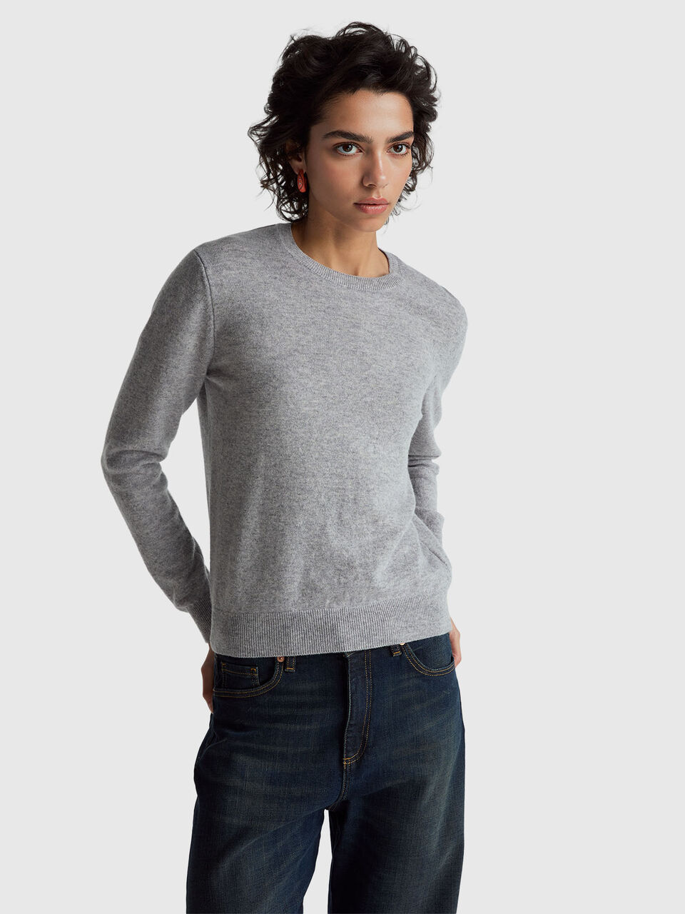 Gray m&eacute;lange crew neck sweater in Merino wool