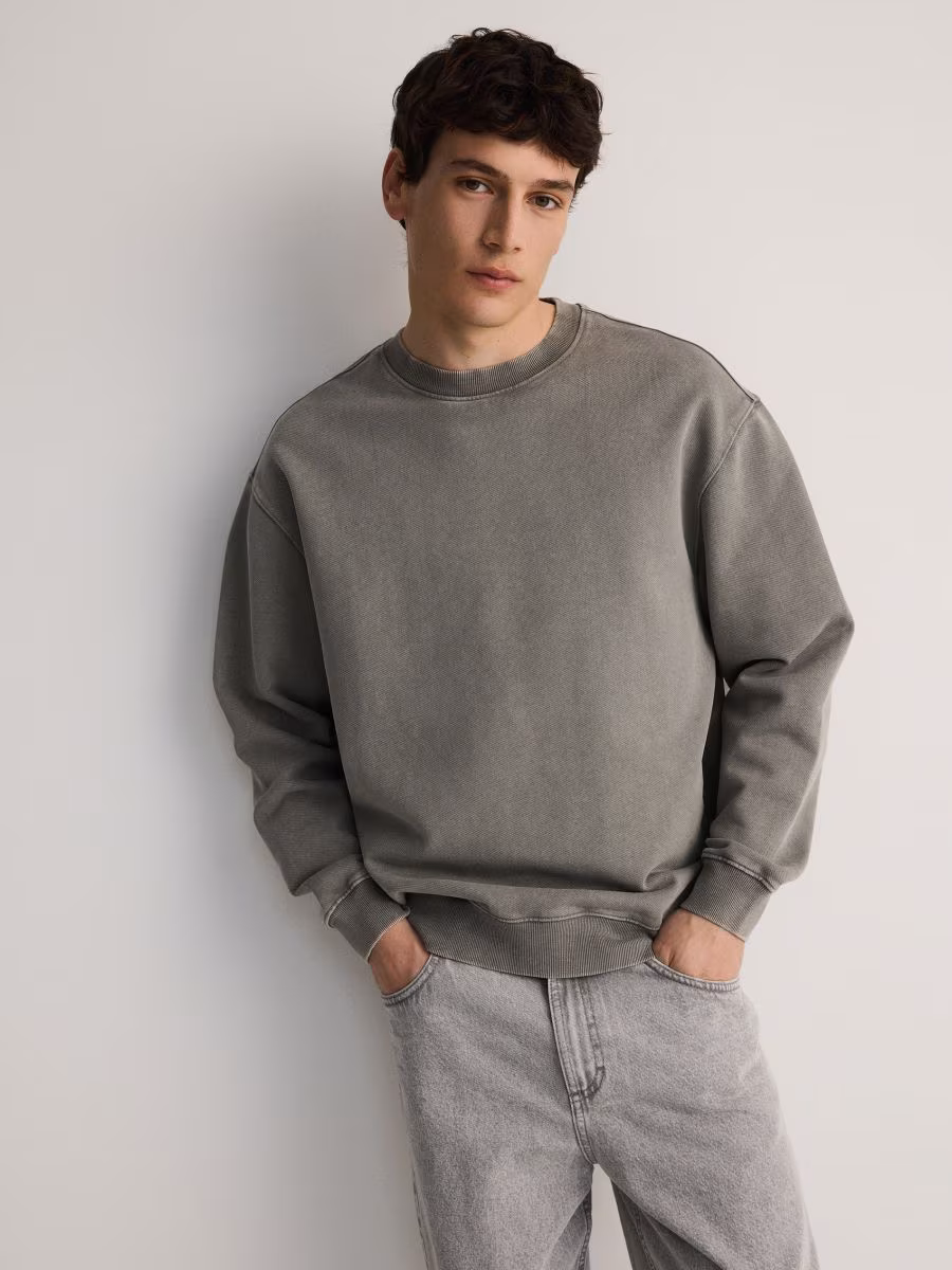 Sweatshirt With Wash Effect