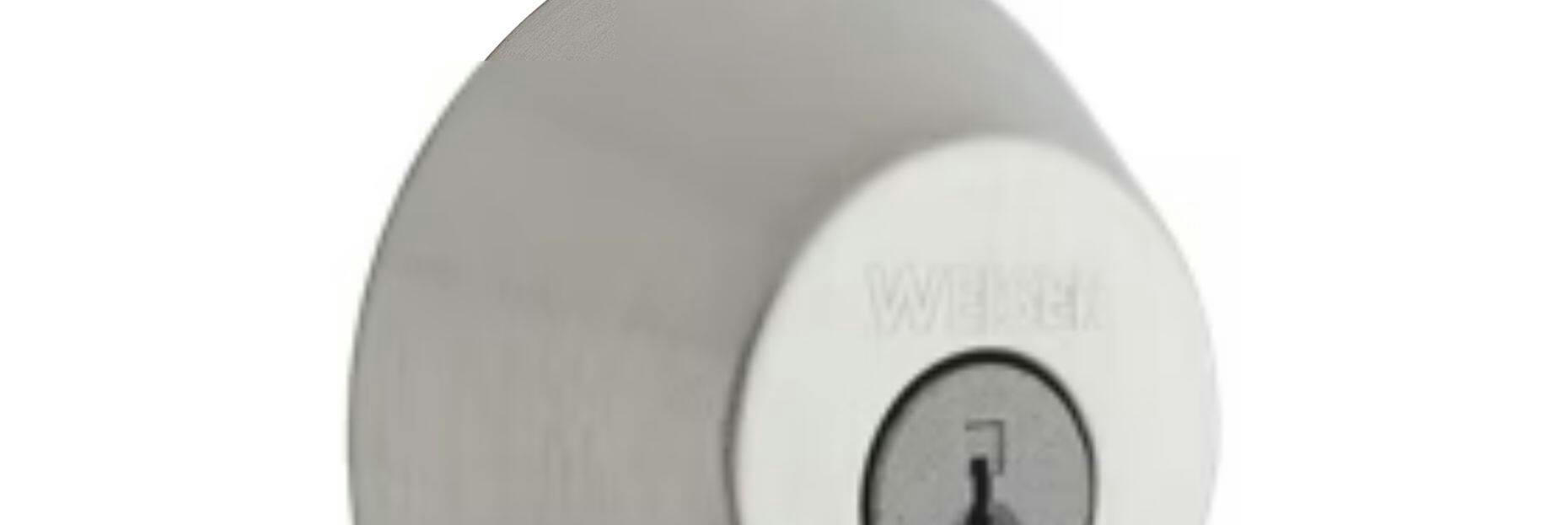 Weiser Single-Cylinder Round Deadbolt Door Lock, Satin Chrome