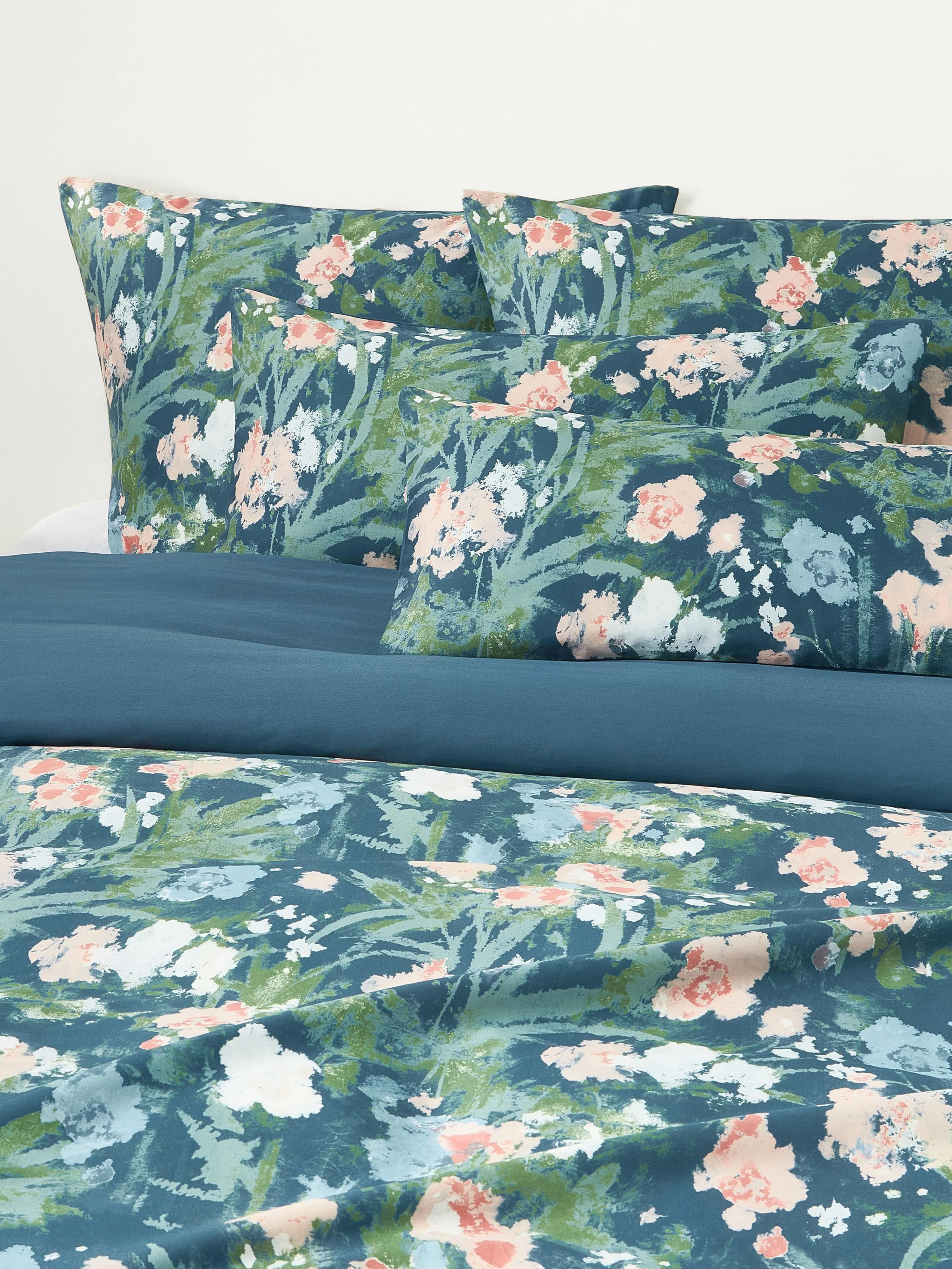 Bauwollsatin-Bettdeckenbezug Anthea mit Blumenmuster