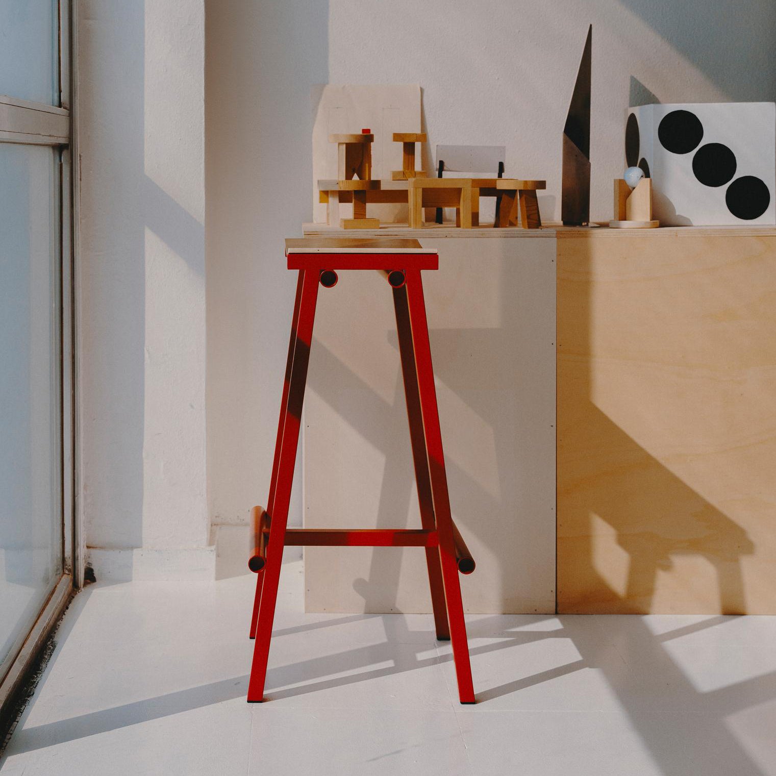 HAY Taburete 8 Barkruk Low H 65 cm - Signal Red