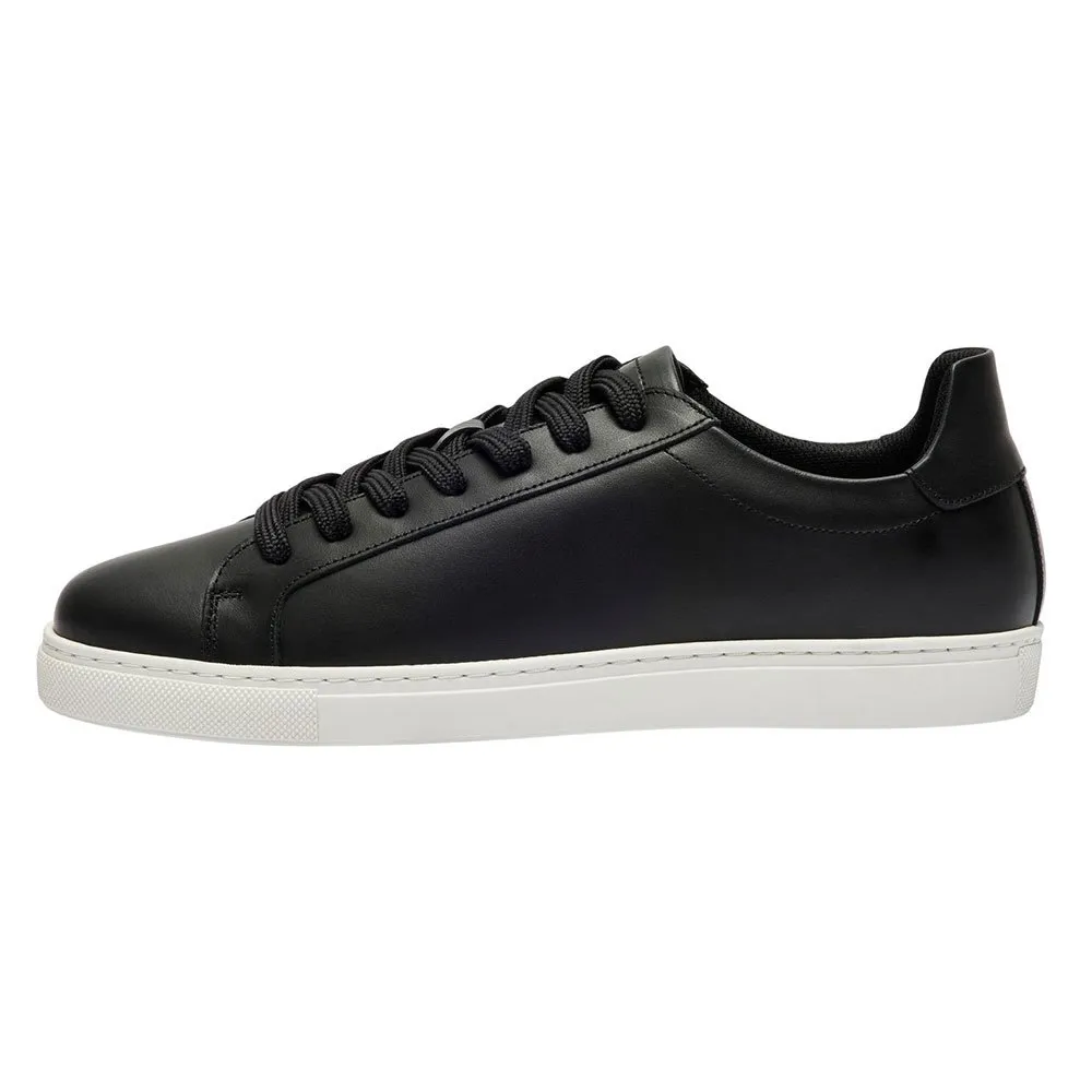 Selected Evan New trainers