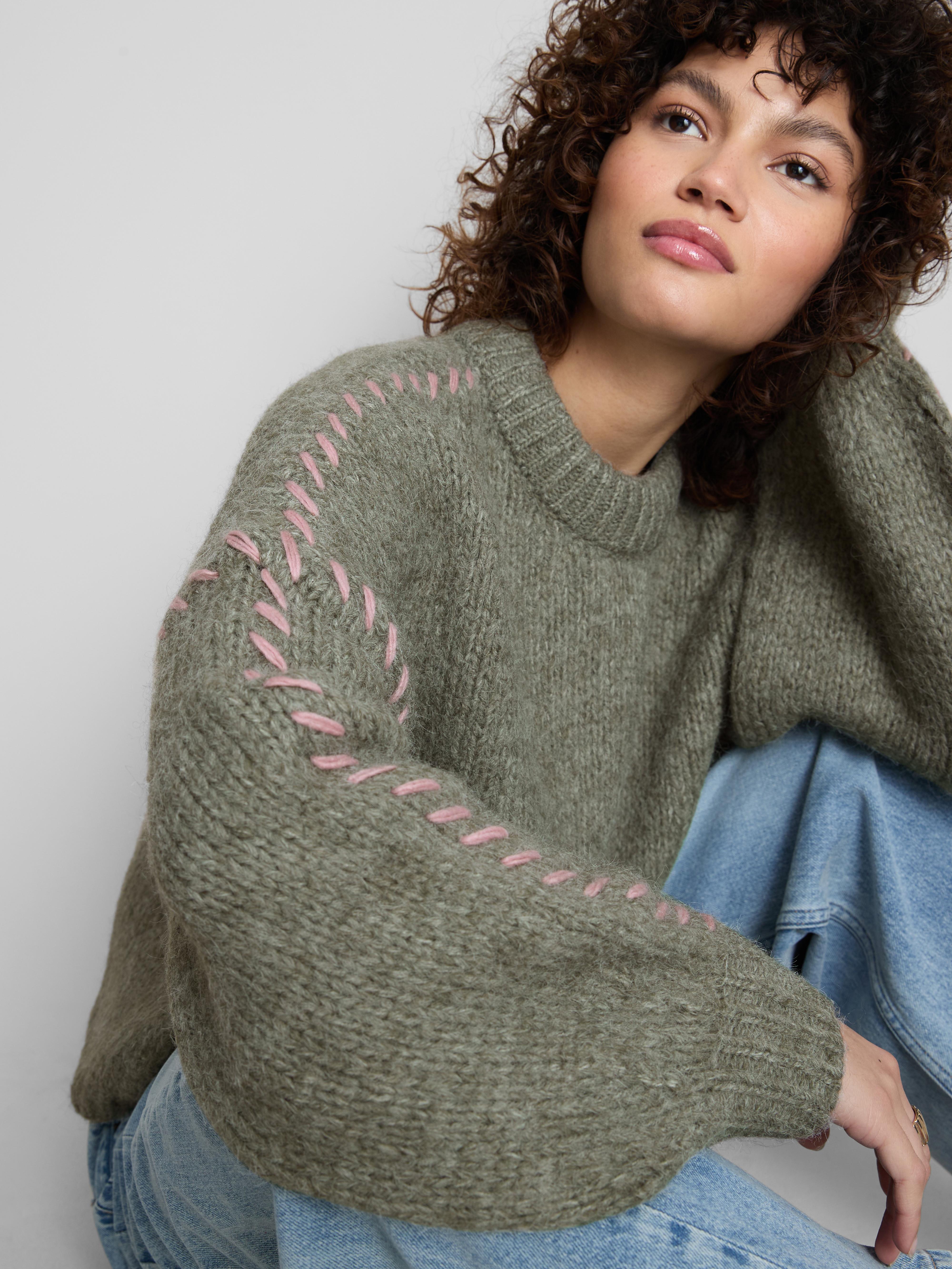 Relaxed Contrast Stitch Sweater