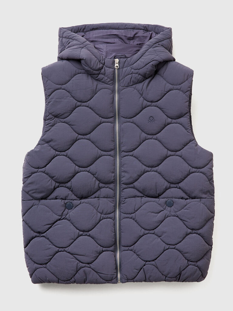 Padded vest with hood
