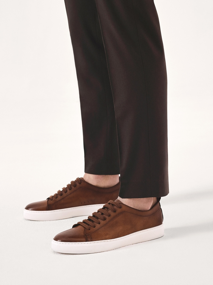 Brown grained leather sneakers