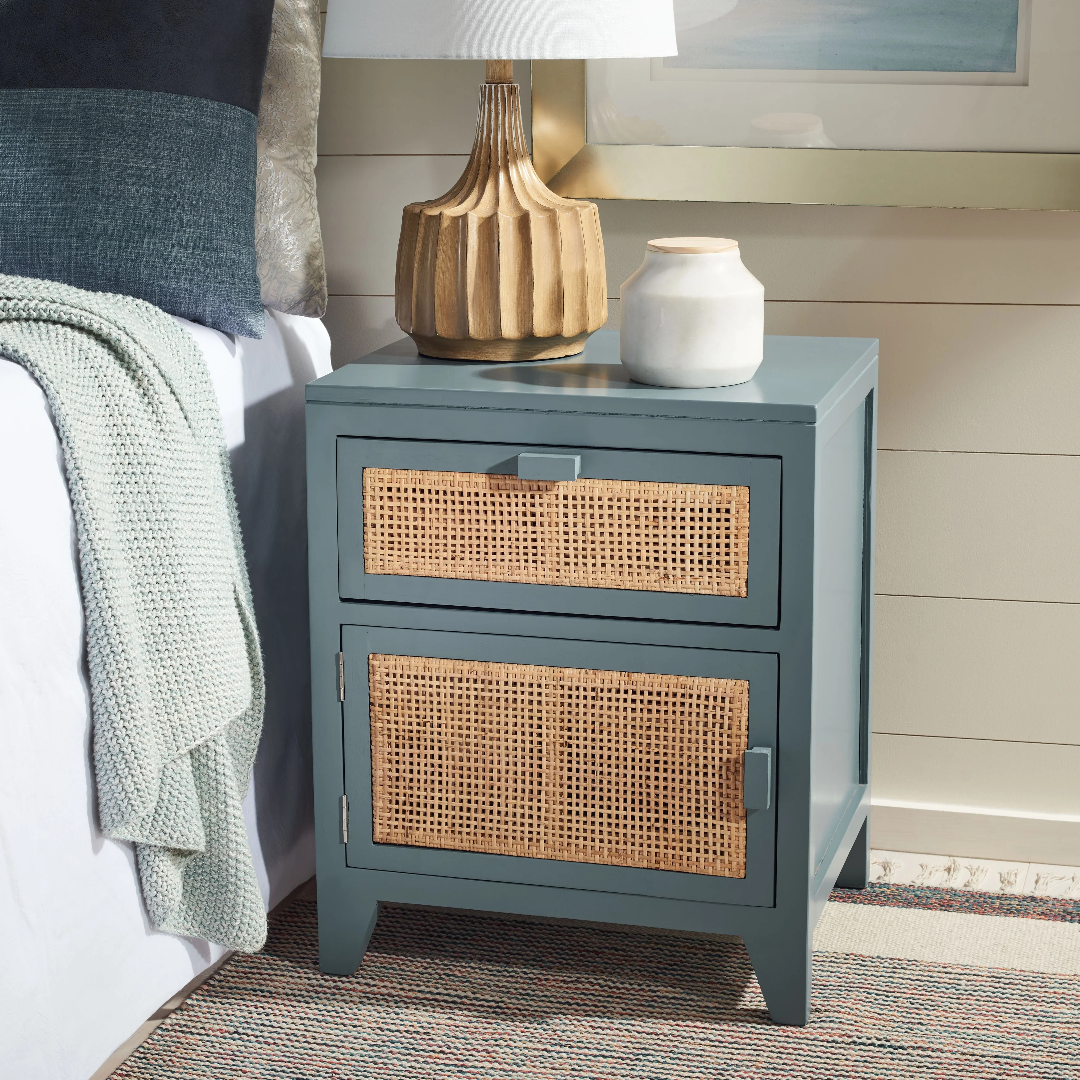 SAFAVIEH Dalia Coastal 1-Drawer 1-Door Nightstand