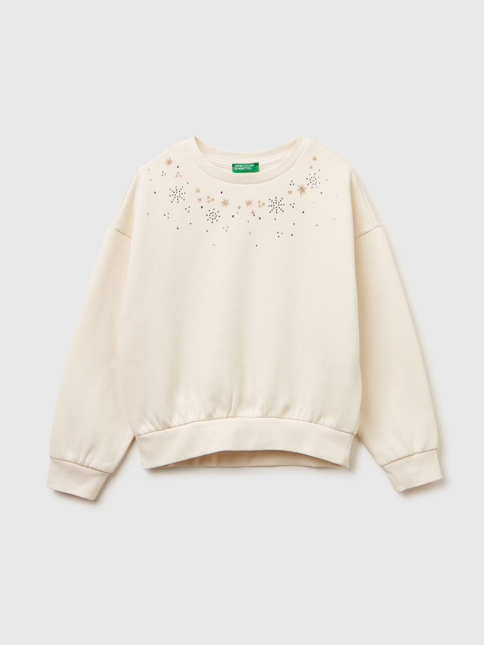 Warm sweatshirt with print and rhinestones