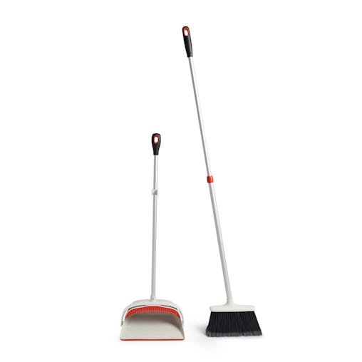 OXO Good Grips Large Sweep Set With Extendable Broom