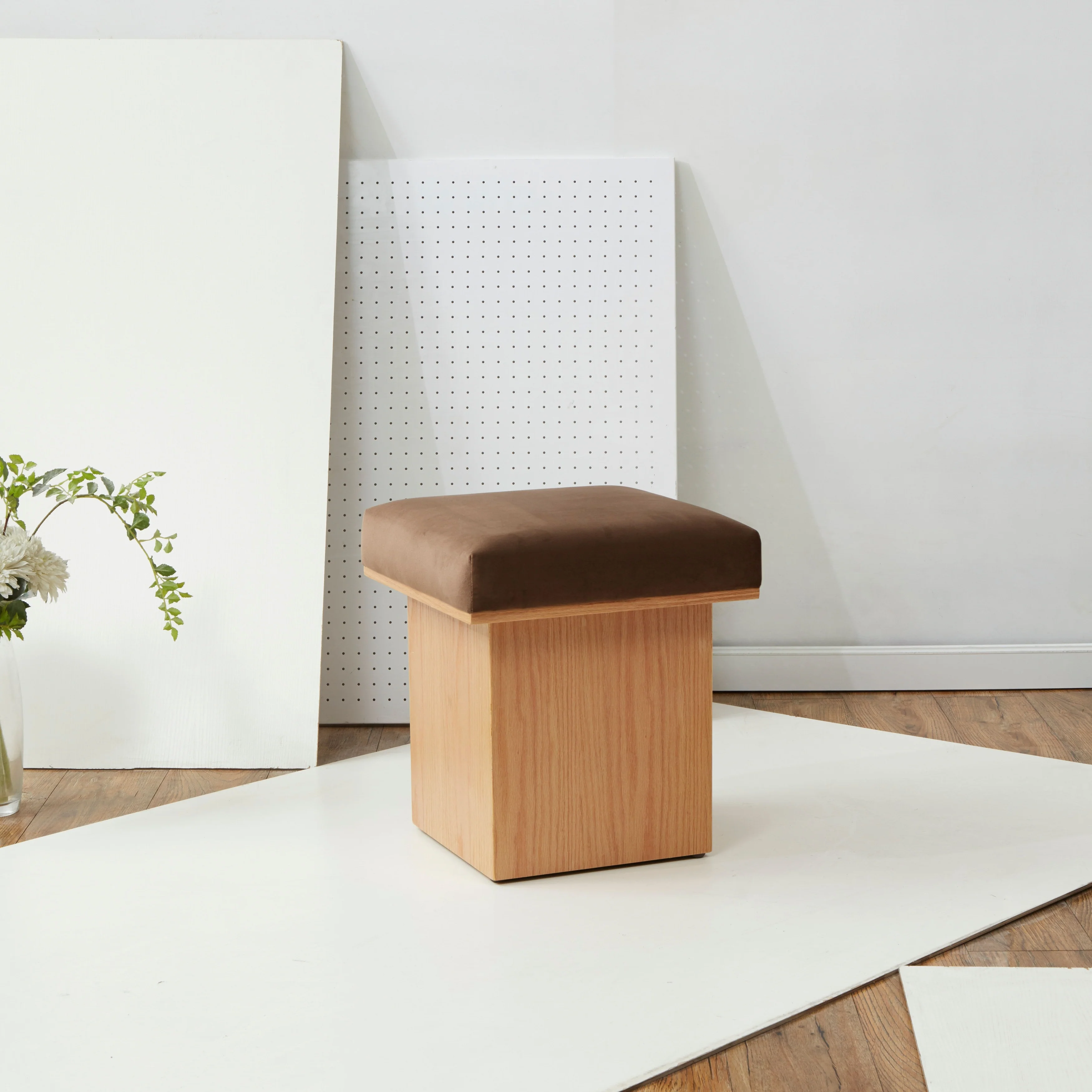 SAFAVIEH Couture Bourke Velvet And Wood Square Ottoman