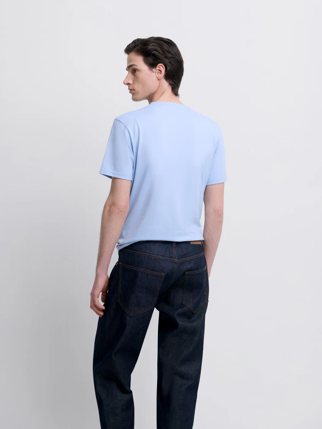 T-shirt col V en coton Supima®