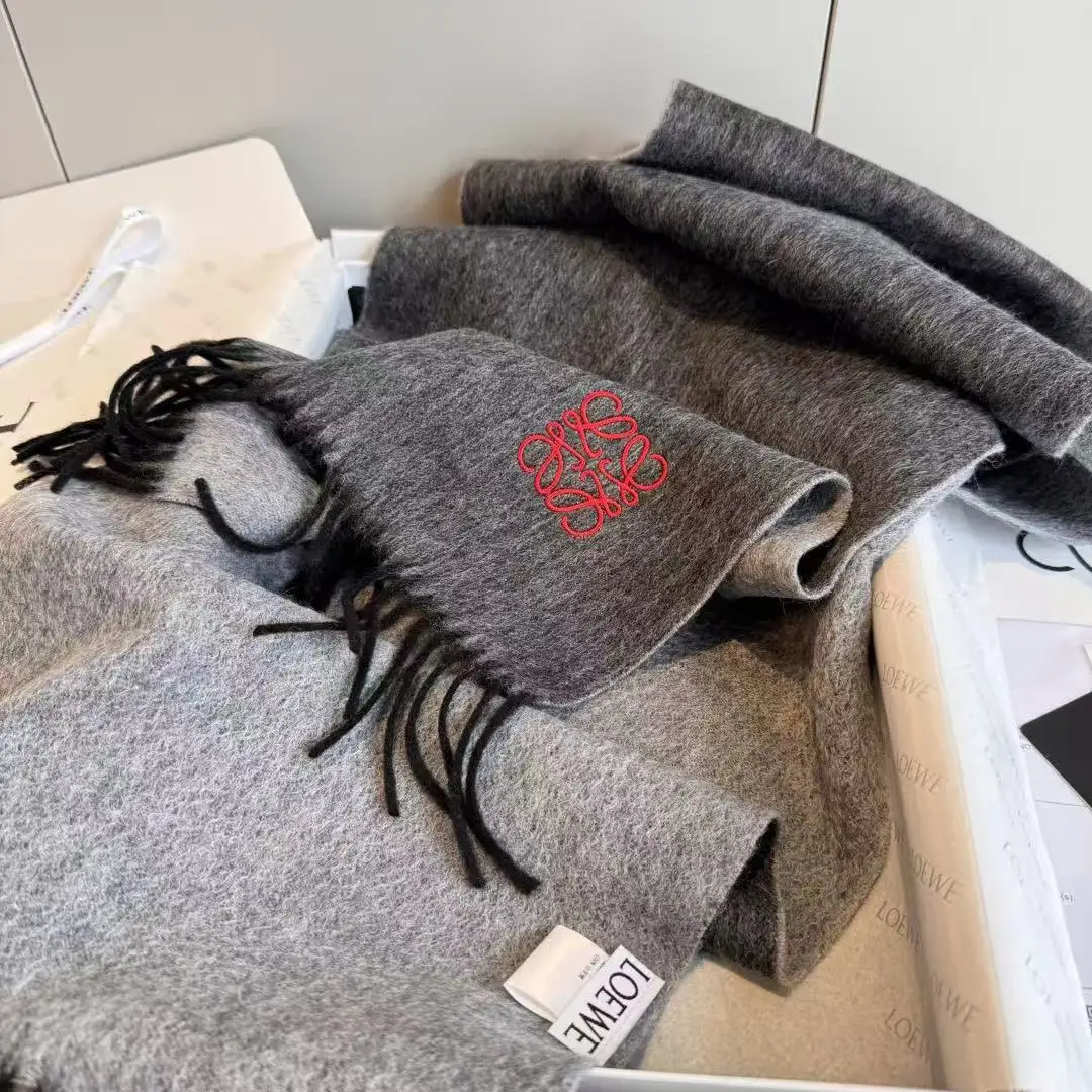 Loewe Cashmere scarf