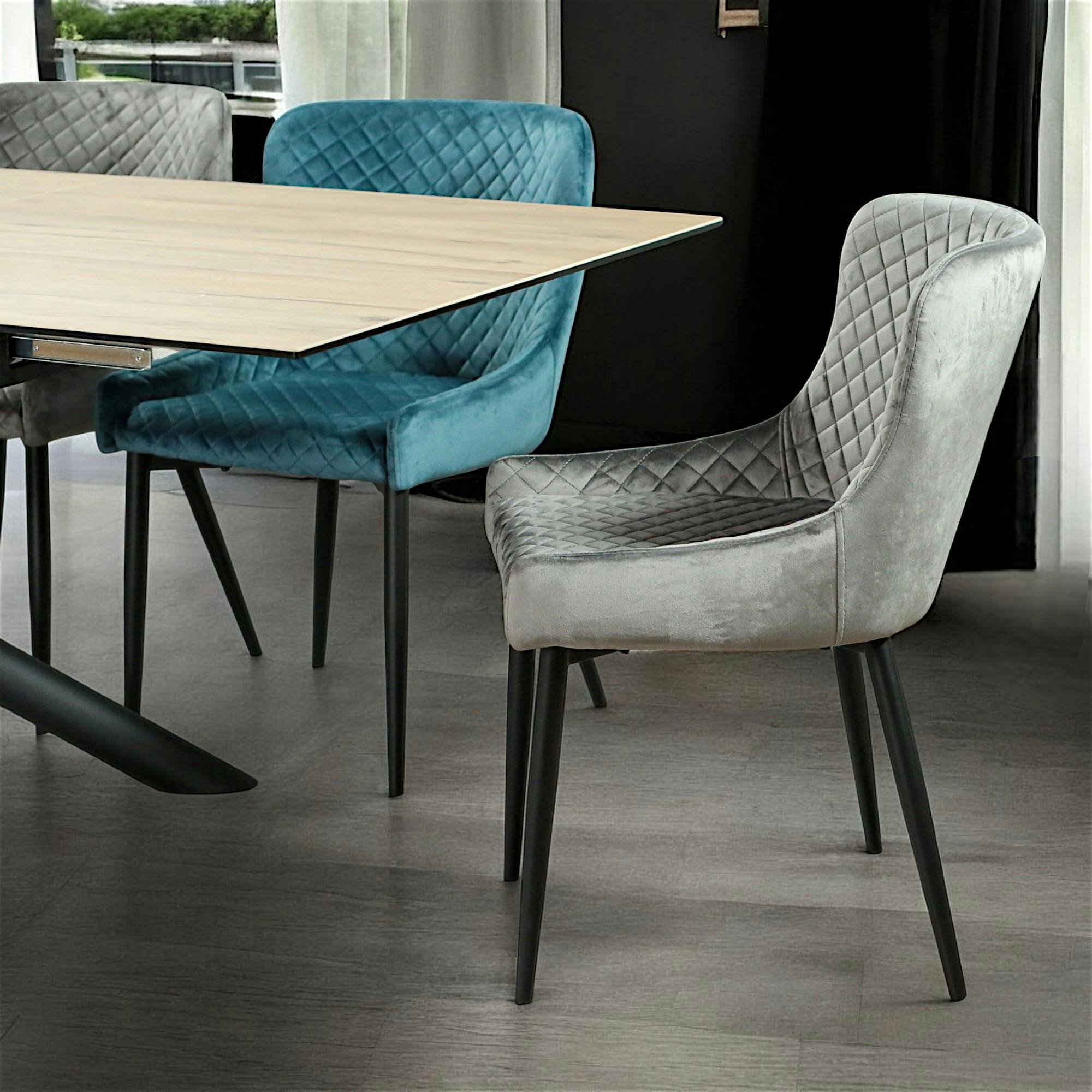 Chaise grise en velours (lot de 2) ARLINGTON