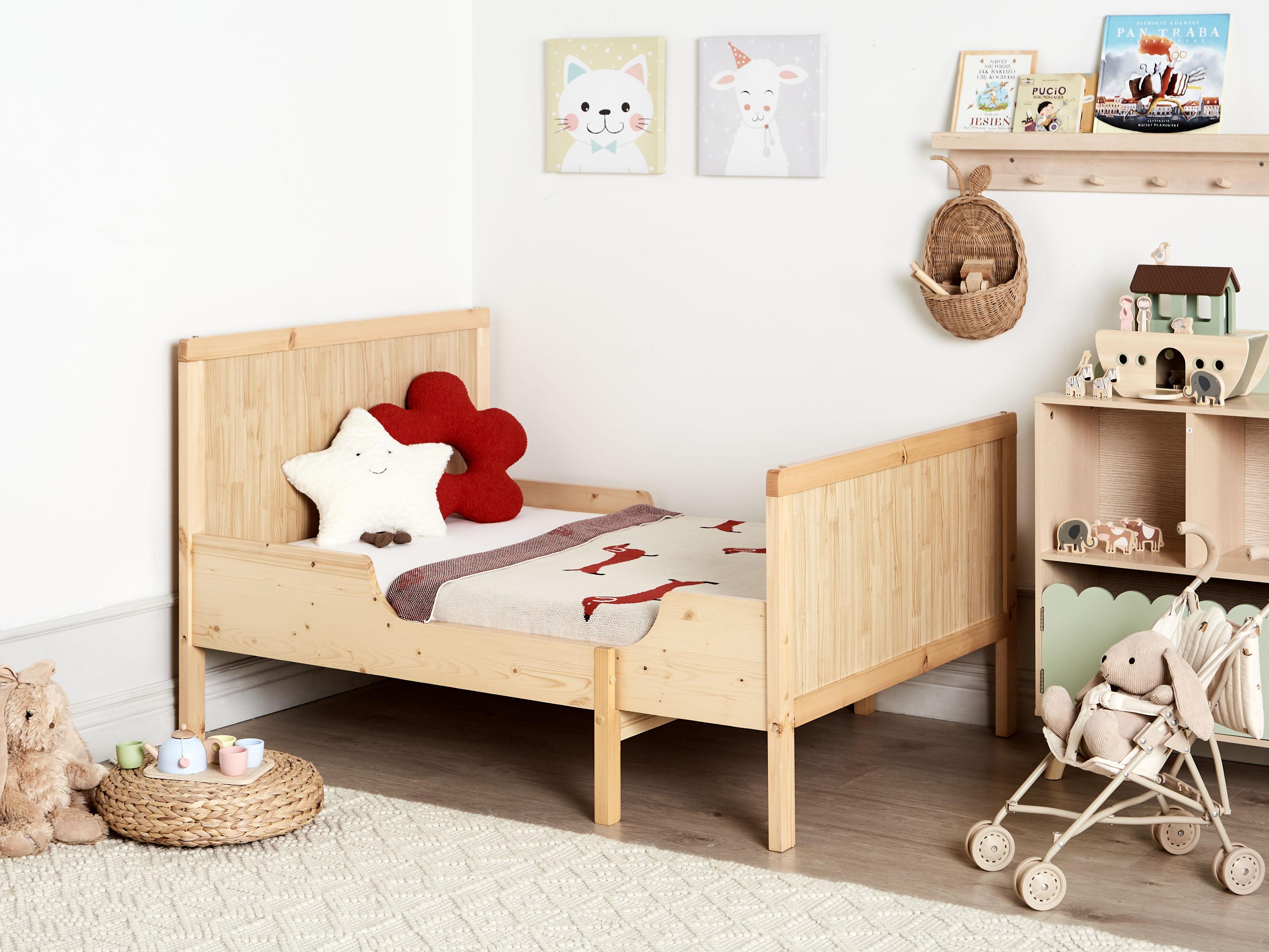 Extendable Kids Bed Pine Wood MONTIGNY 90 x 200 cm (EU Single) Light Brown