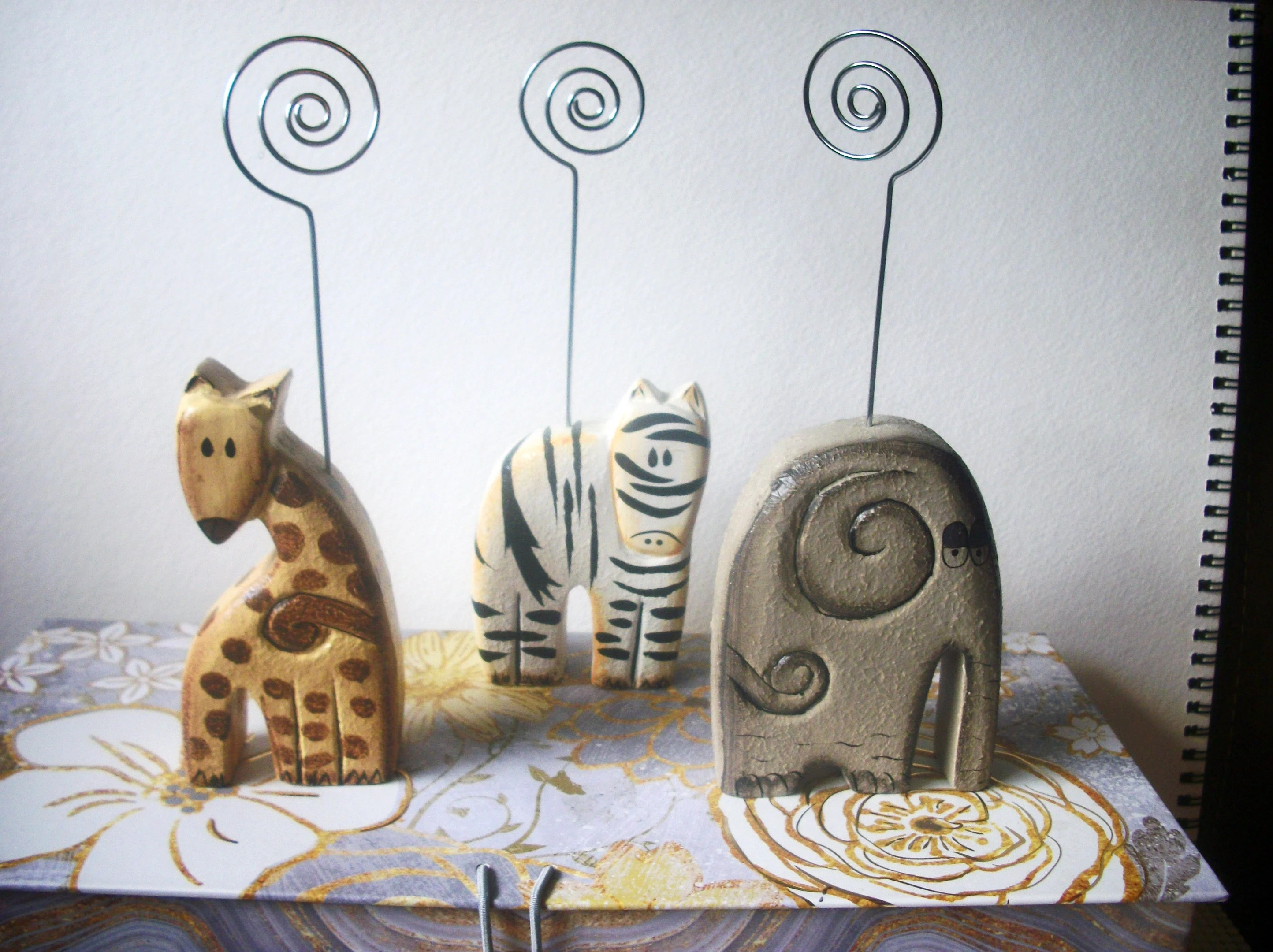 Hand Painted Picture Holders For Baby Hand Painted Animals Made From Wood Giraffe Zebra Elephant C200 Gift For Her Wife