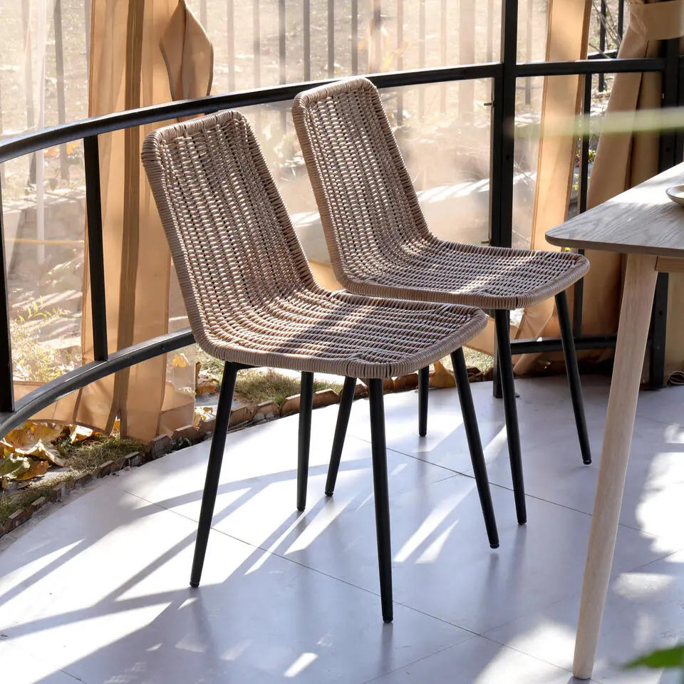 Set van 4 metalen tuinstoelen