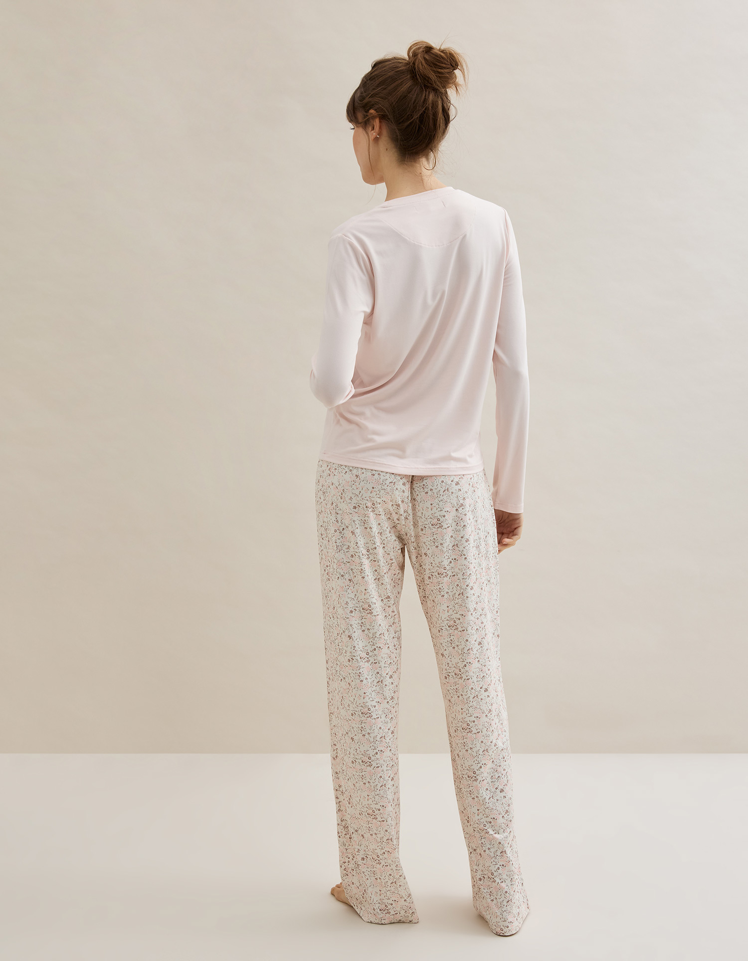 Pijama Flores, Mulher, Rosa Claro