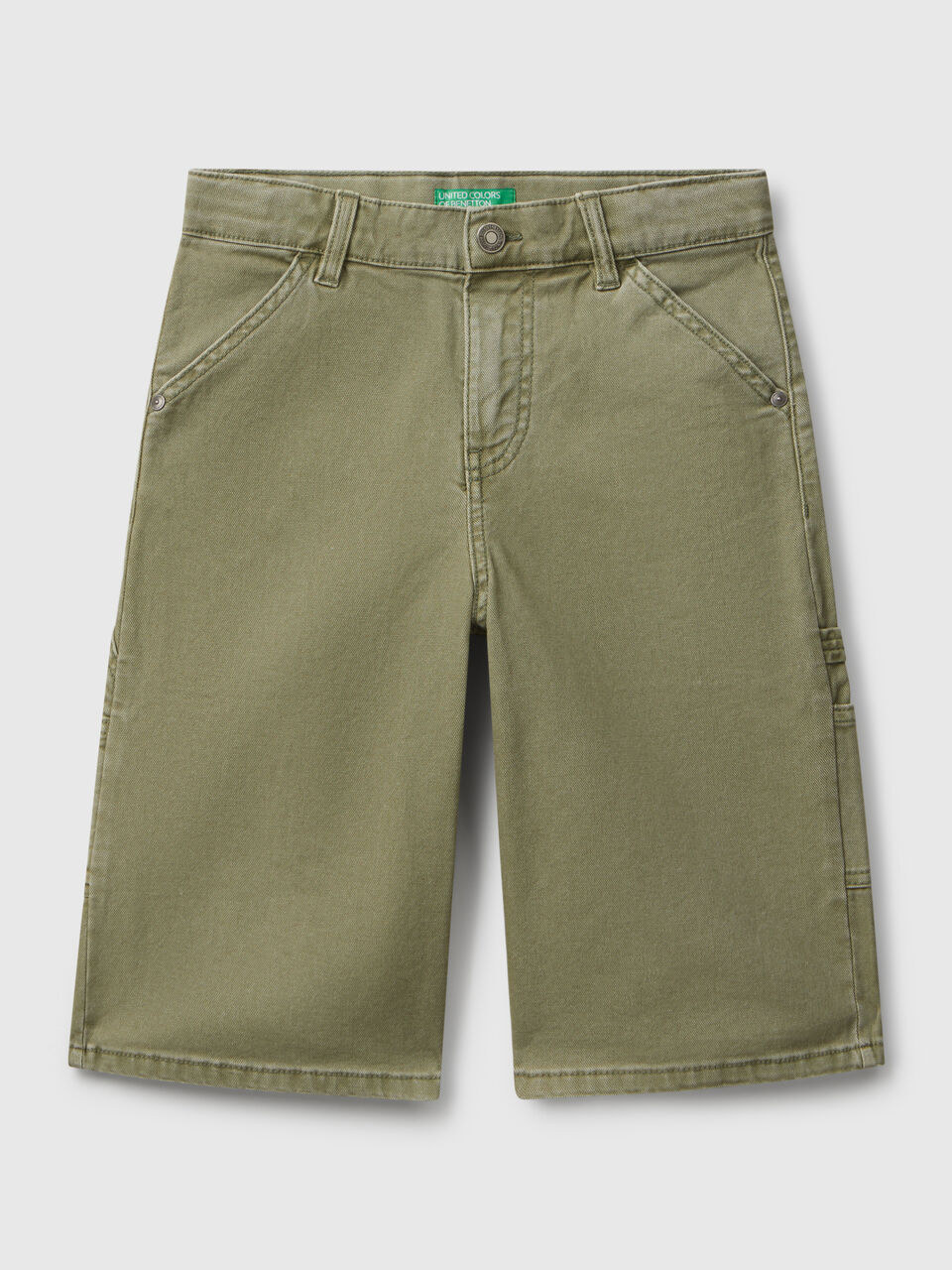 Cargo knee-length jeans